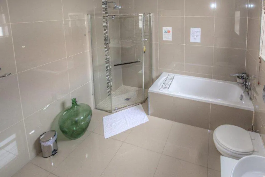 Bathroom in Cashmere Suites