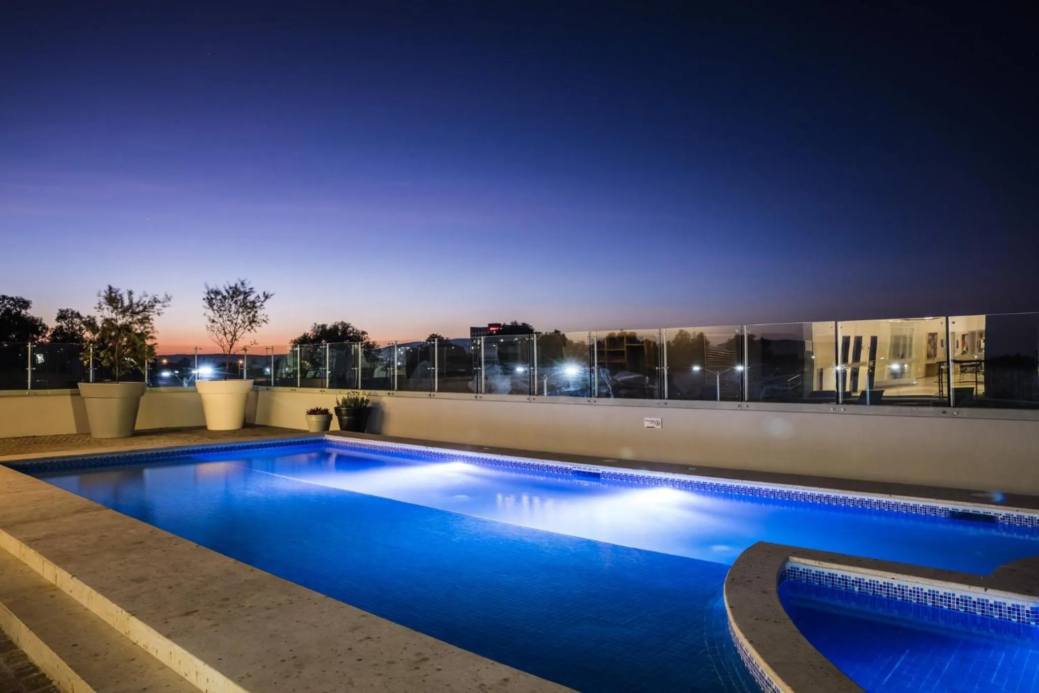 Swimming pool in Fiesta Inn Celaya Galerias