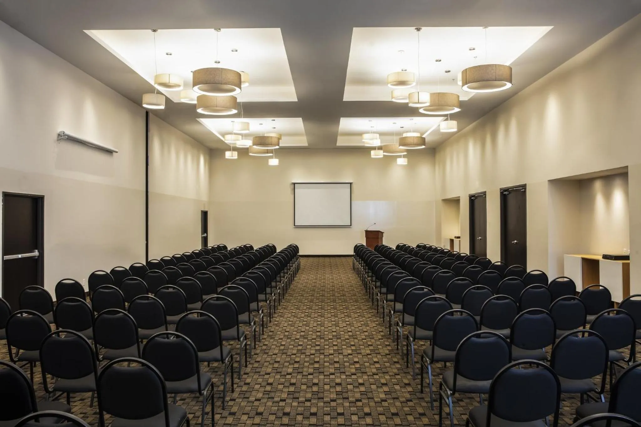 Business facilities in Fiesta Inn Celaya Galerias