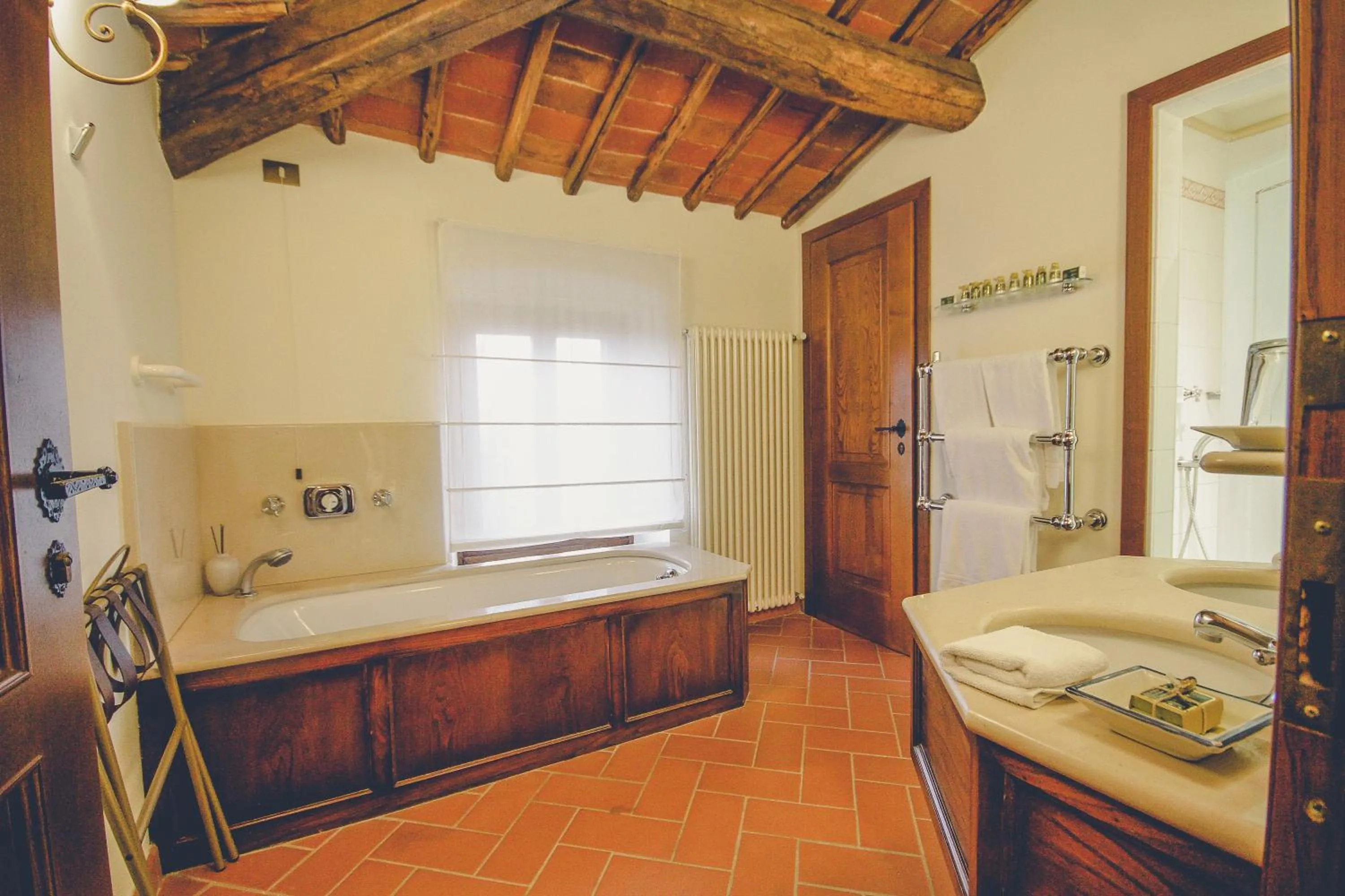 Bathroom in Capannelle Wine Resort