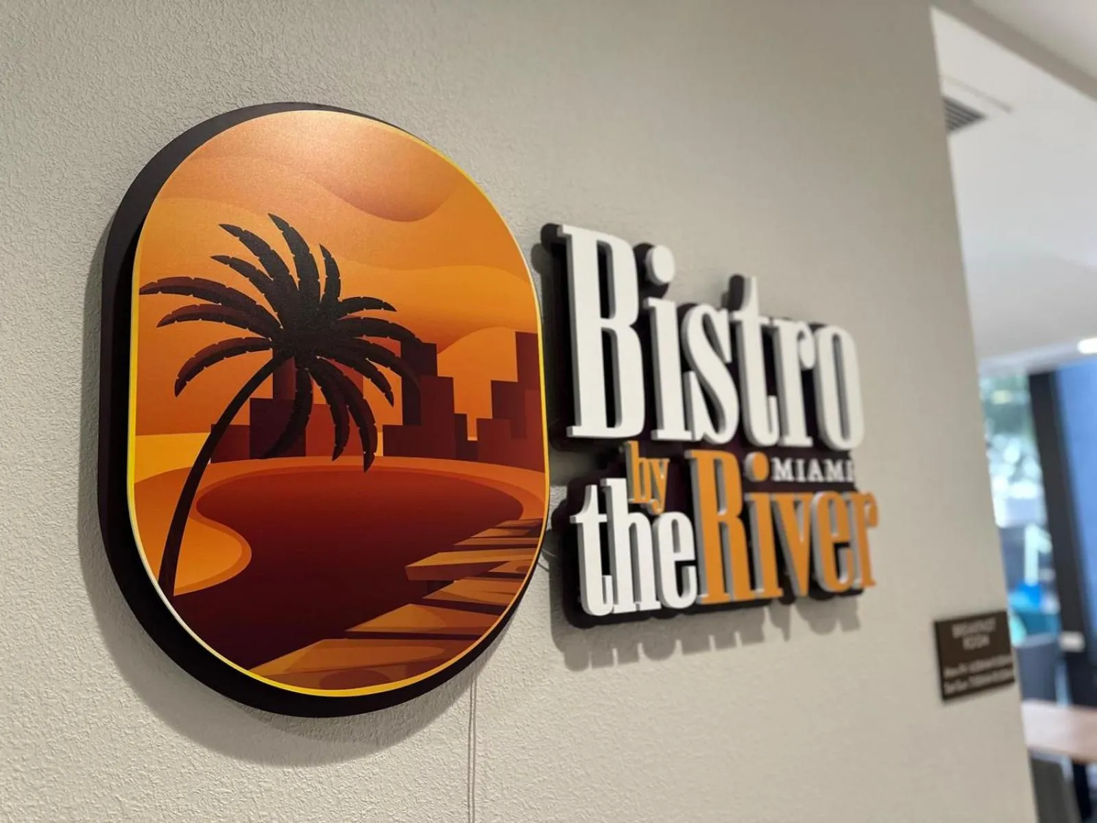 Restaurant/places to eat in Comfort Inn & Suites Downtown Brickell-Port of Miami