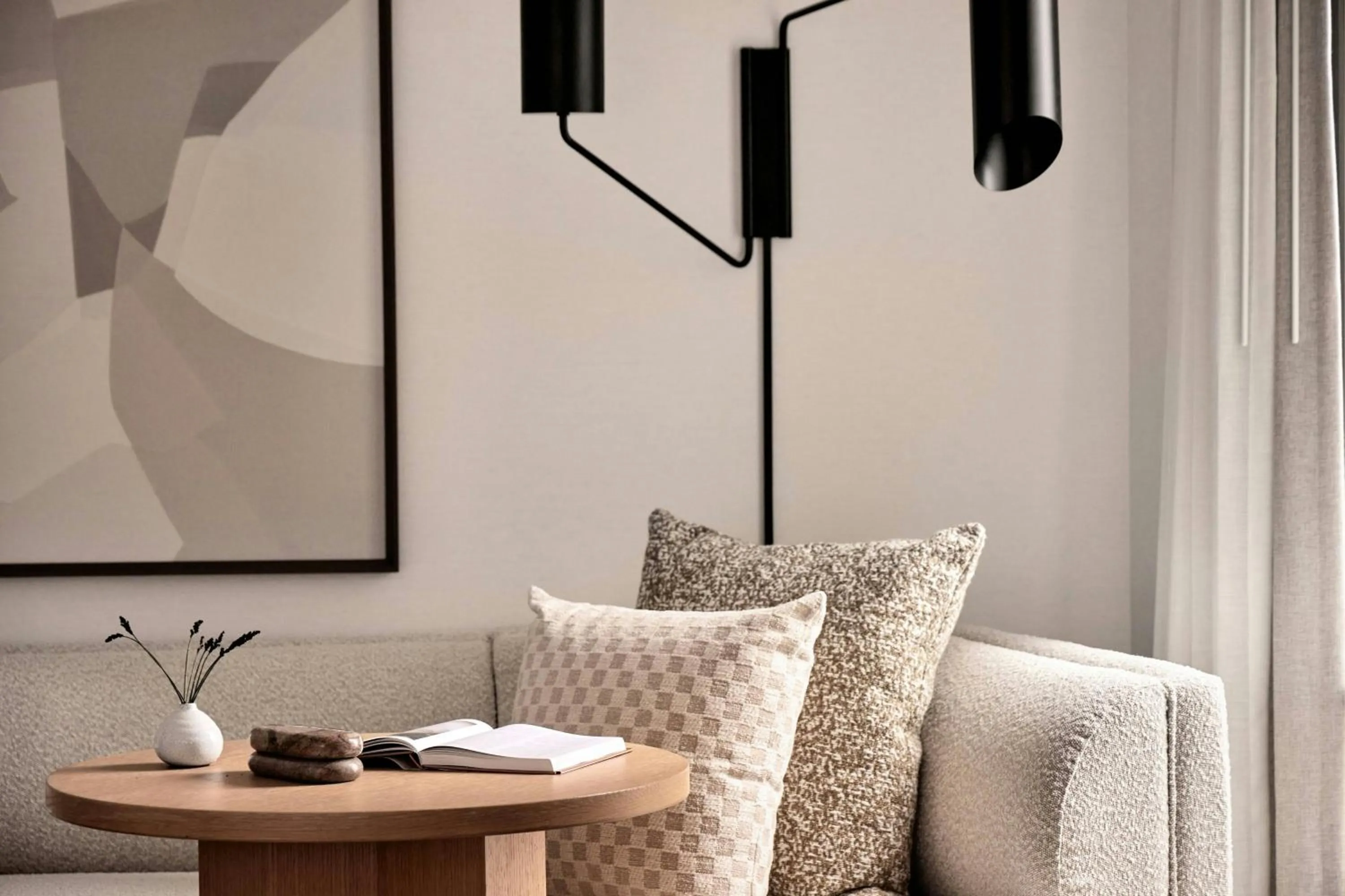 Photo of the whole room in The Jay, Autograph Collection