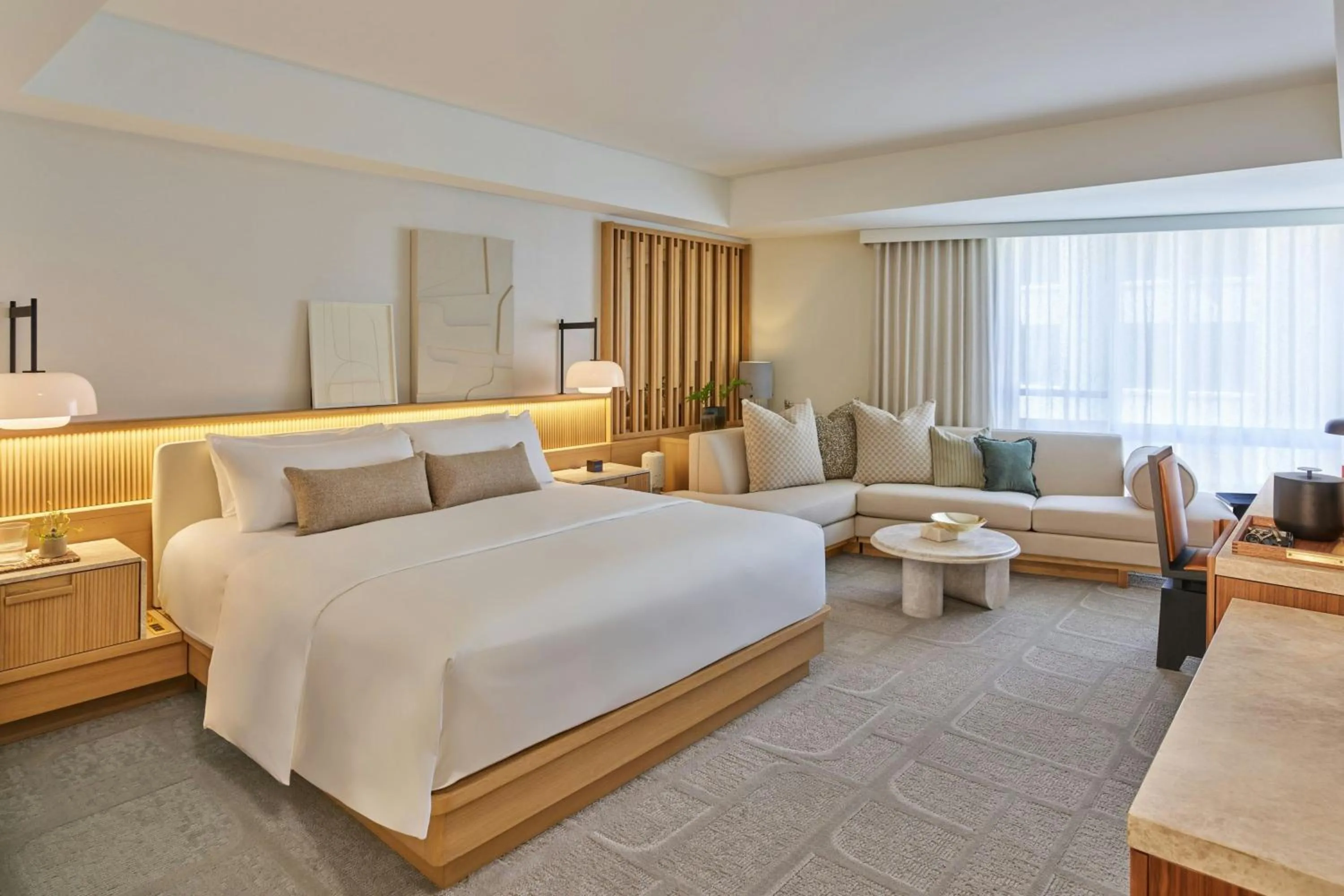 Photo of the whole room, Bed in The Jay, Autograph Collection