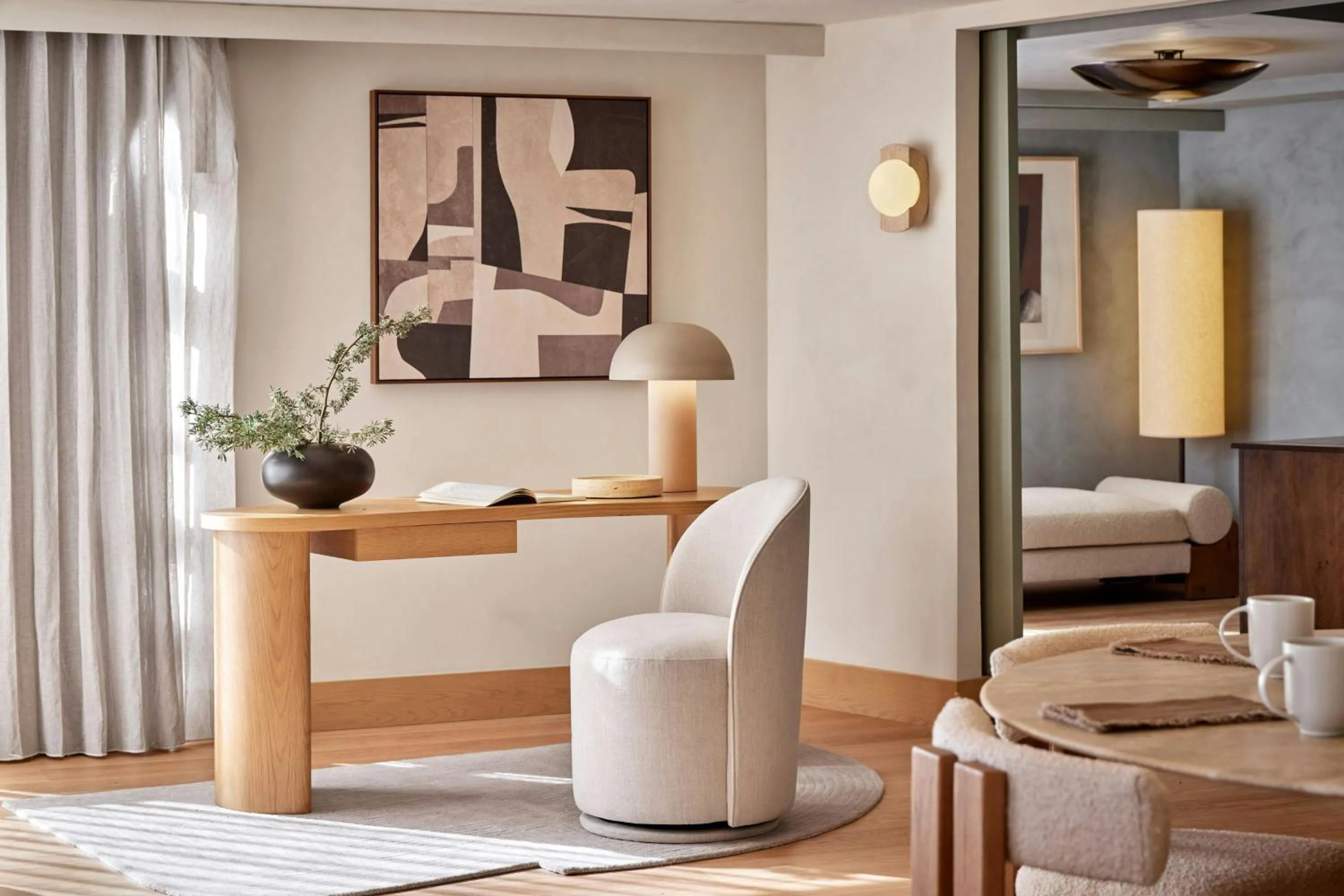 Photo of the whole room in The Jay, Autograph Collection