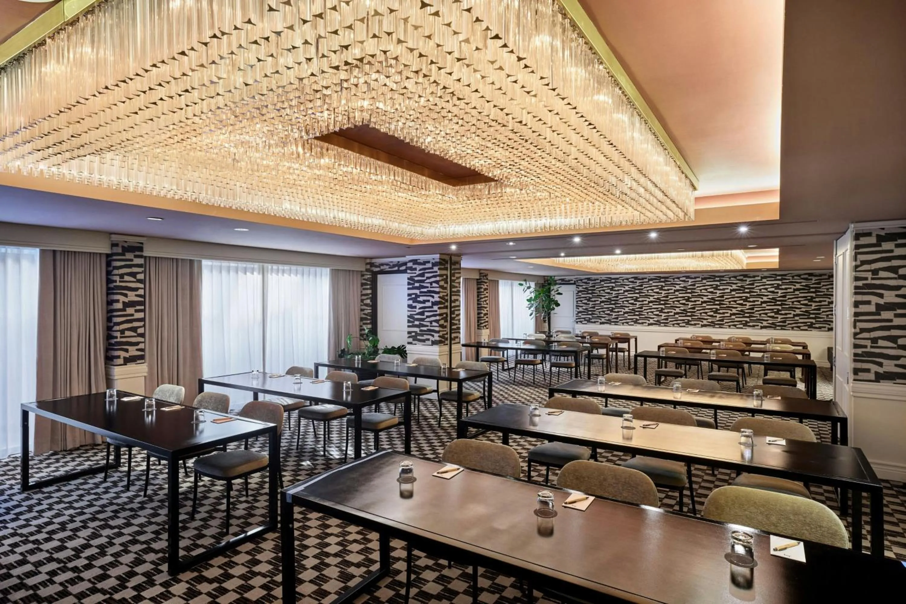 Meeting/conference room in The Jay, Autograph Collection