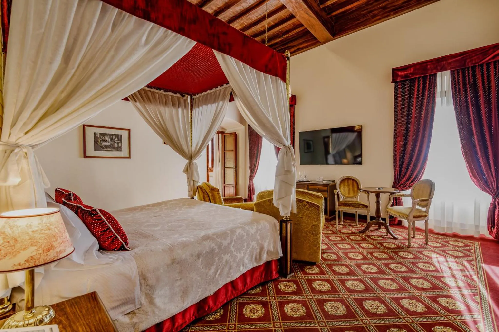 Bed in Villa Lecchi Hotel Wellness