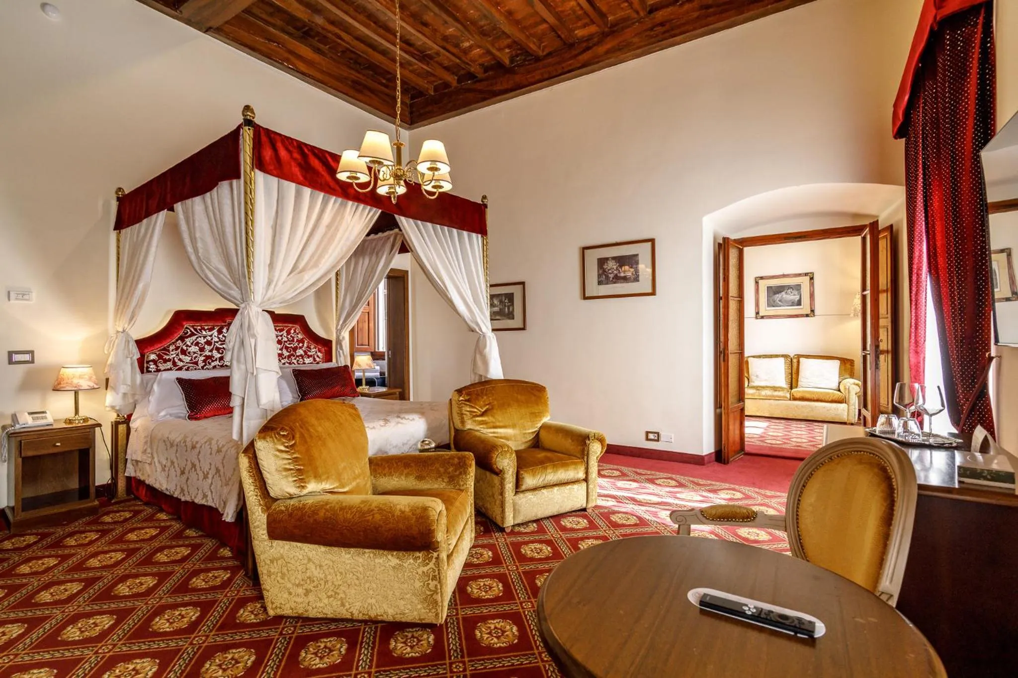 Bed in Villa Lecchi Hotel Wellness