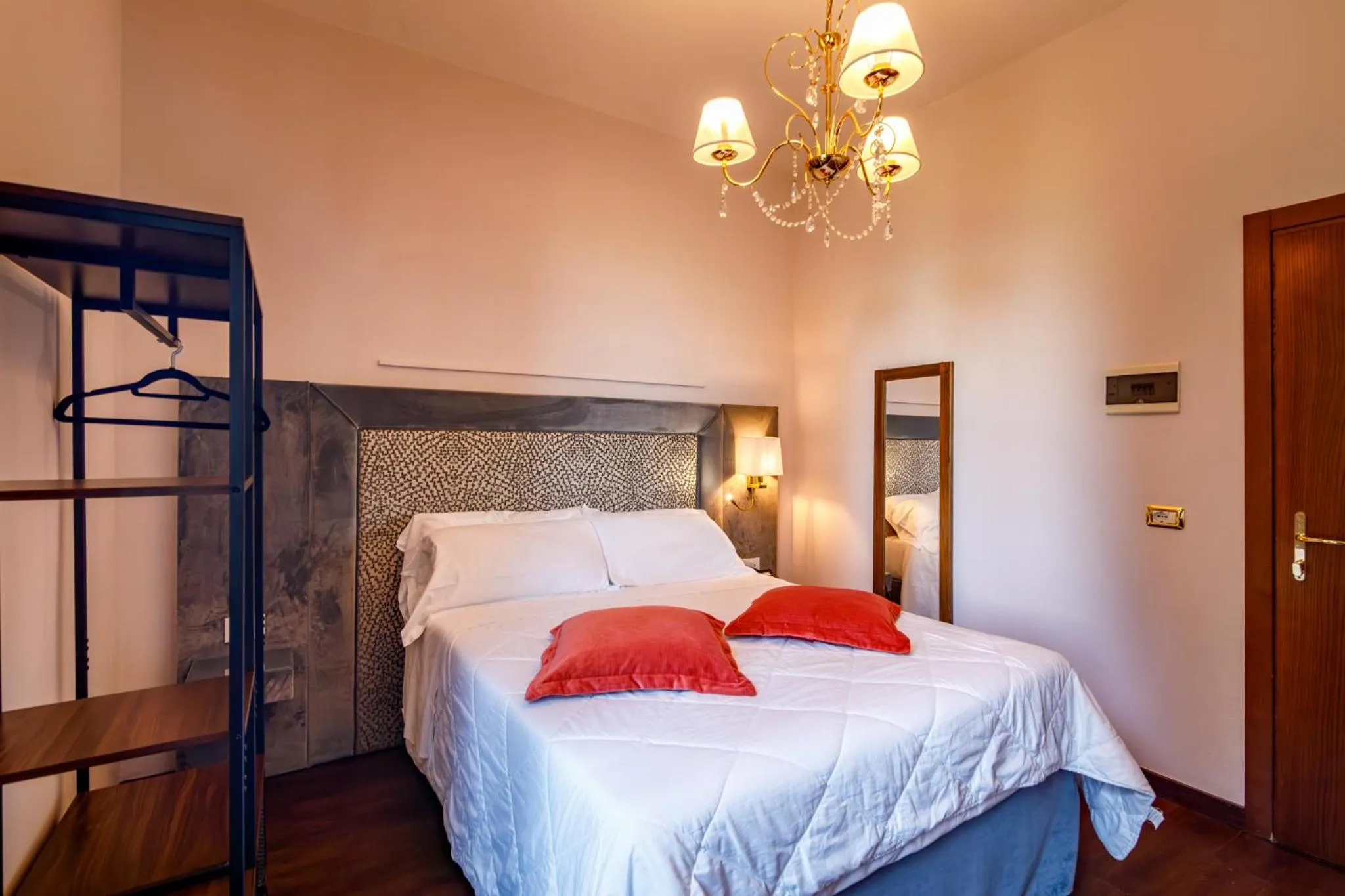 Bed in Villa Lecchi Hotel Wellness