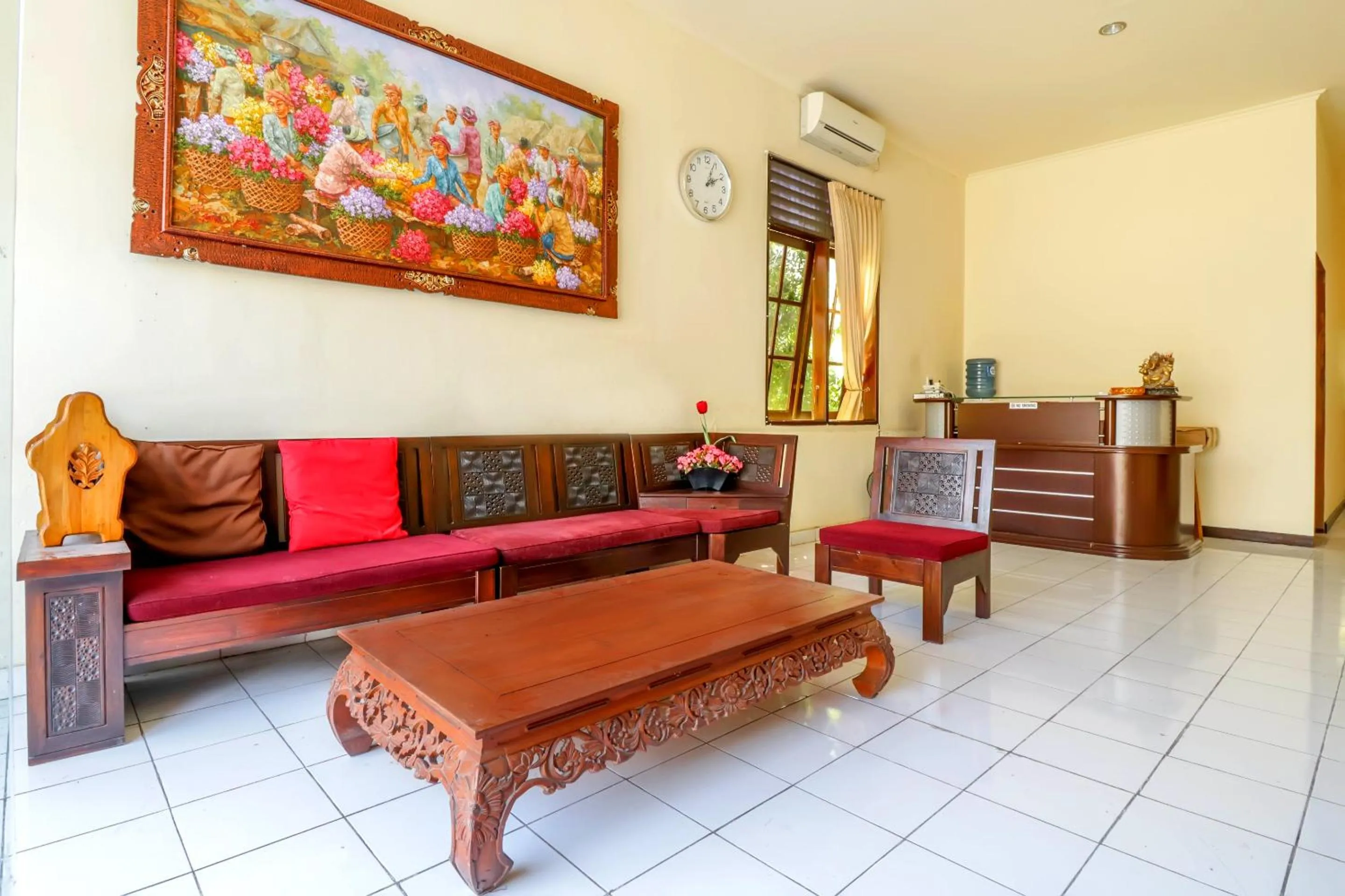 Lobby or reception, Seating Area in OYO 1684 Marina Suite Apartment Bali