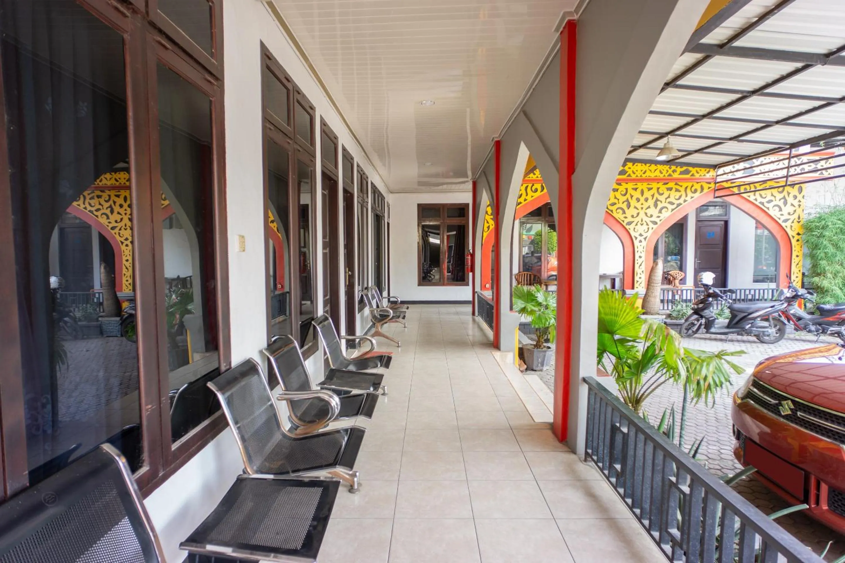 Lobby or reception in Hotel O Wisma Kuta Karang