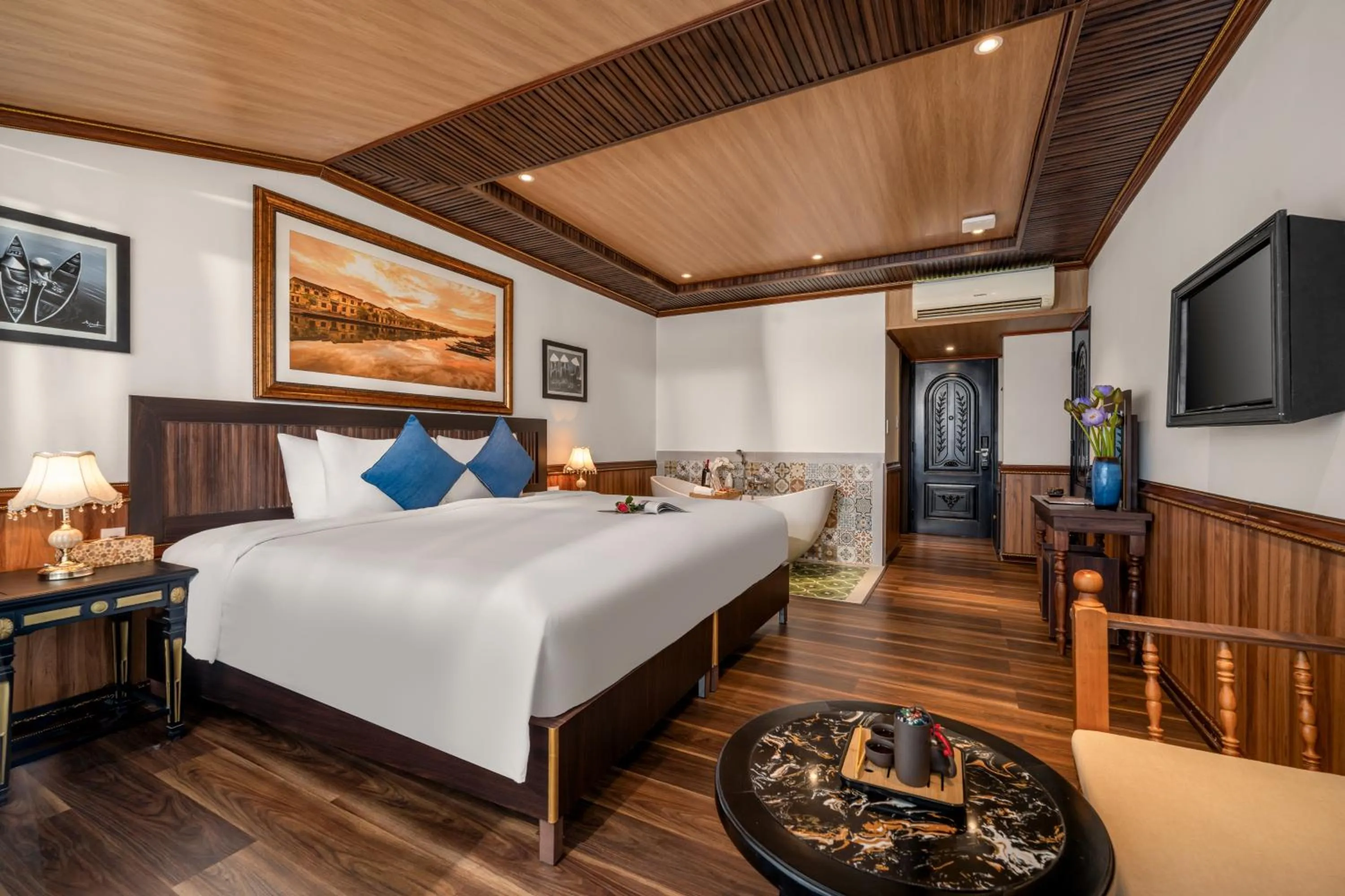 Bed in Hoi An Blue Sky Boutique Hotel & Spa