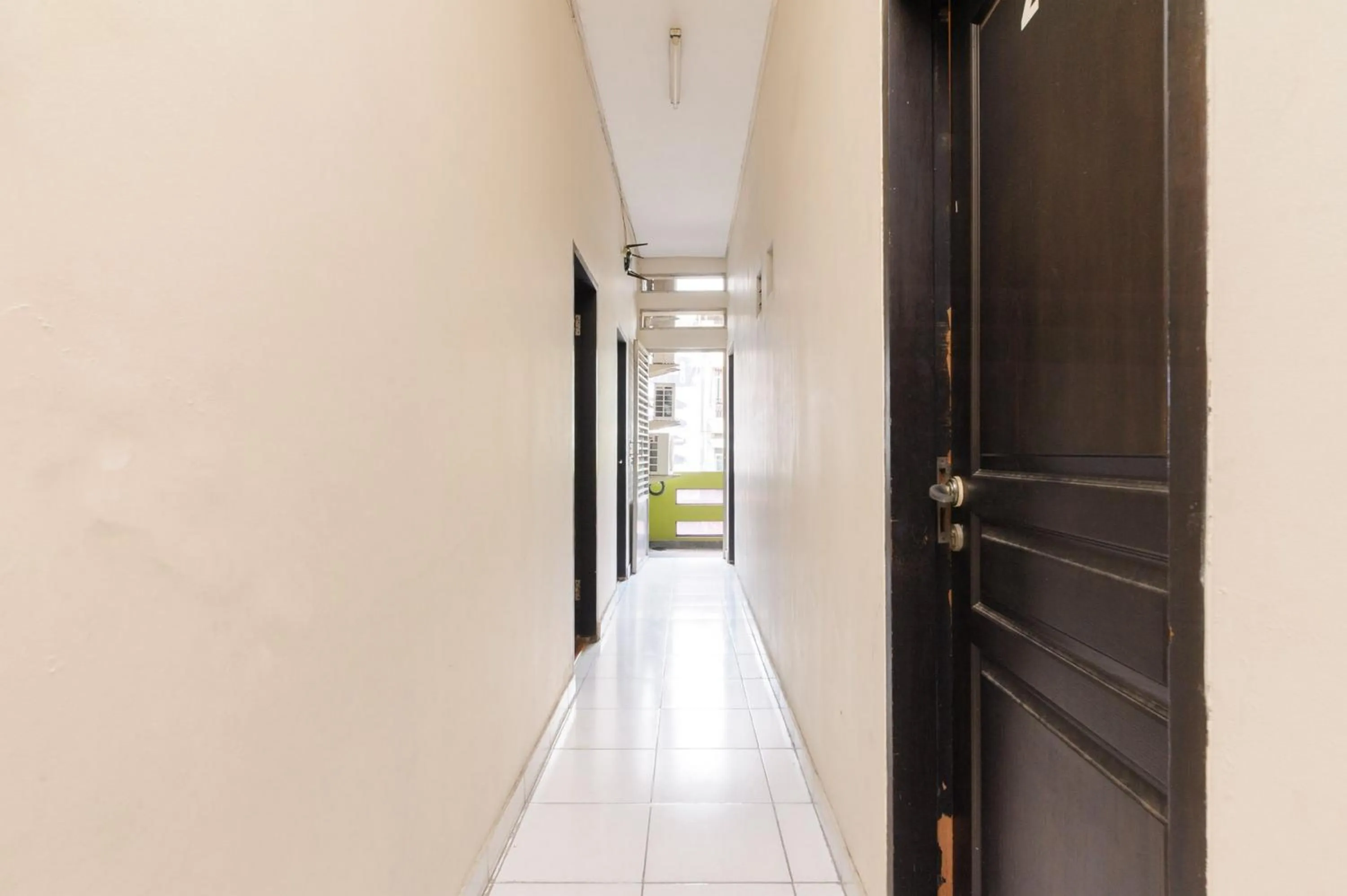 Property building in Urbanview Hotel Residence 446 Tanjung Duren