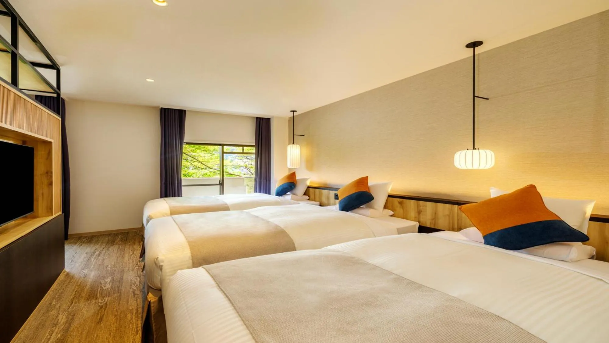 pet friendly, Bed in KAMENOI HOTEL Ome