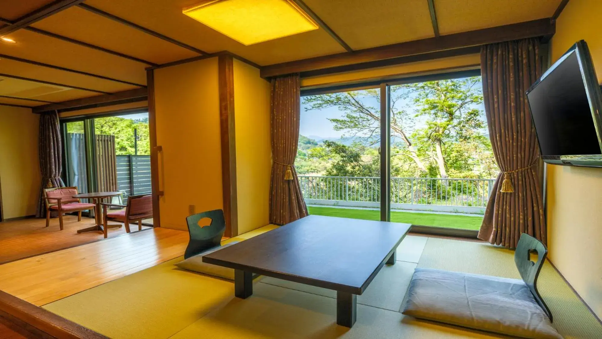 Pet Room Accessible Deluxe Suite with Garden and Blow Bath - single occupancy - Non-Smoking in KAMENOI HOTEL Ome Pet Room Accessible Deluxe Suite with Garden and Blow Bath - single occupancy - Non-Smoking in KAMENOI HOTEL Ome