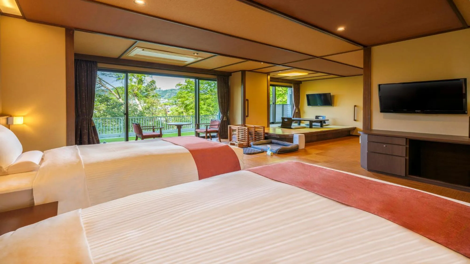 pet friendly, Bed in KAMENOI HOTEL Ome