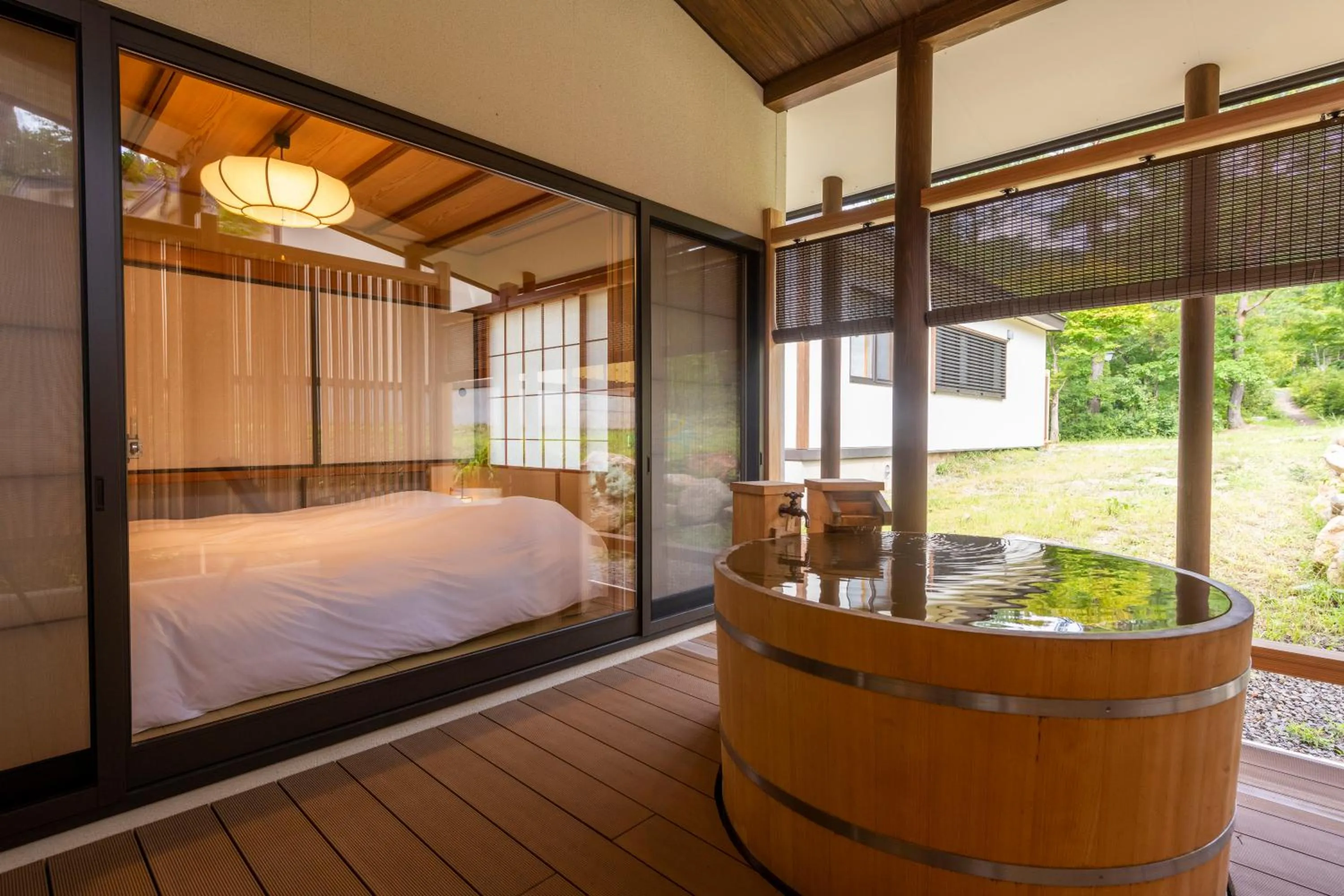 Hot Spring Bath in Yukemuri no Yado Inazumi Onsen