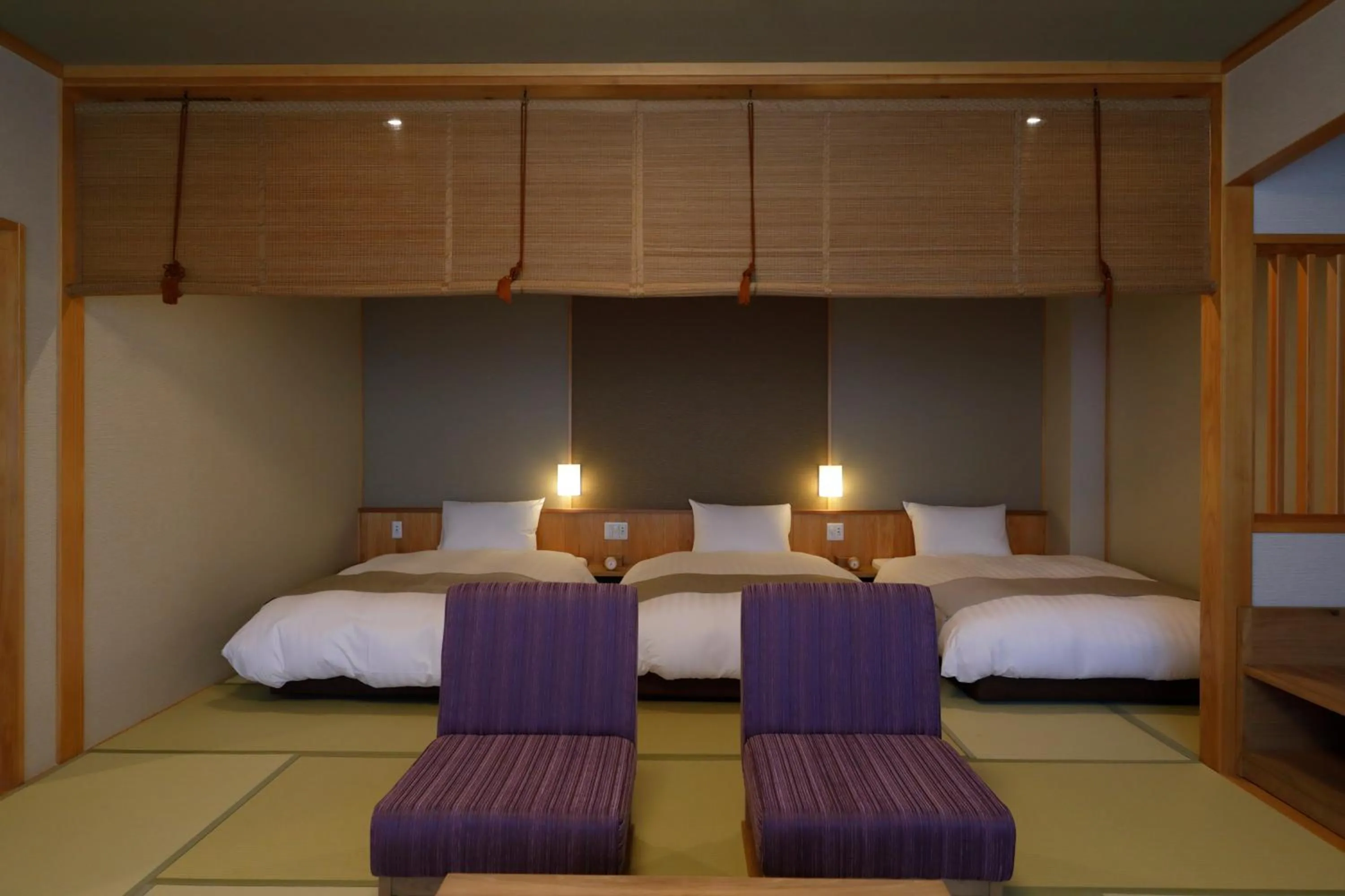 Photo of the whole room, Bed in Yukemuri no Yado Inazumi Onsen