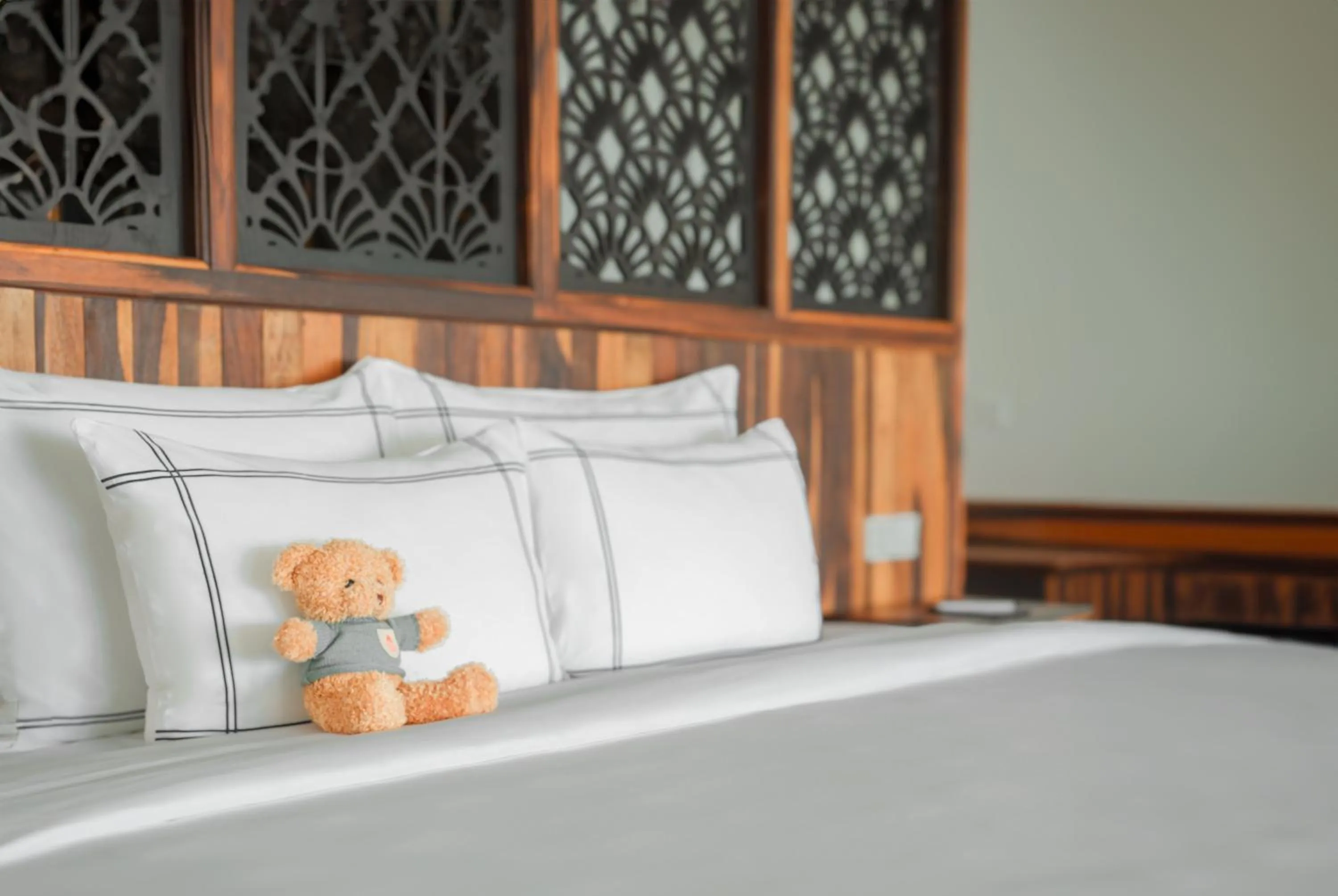 Bed in Alibu Resort Nha Trang