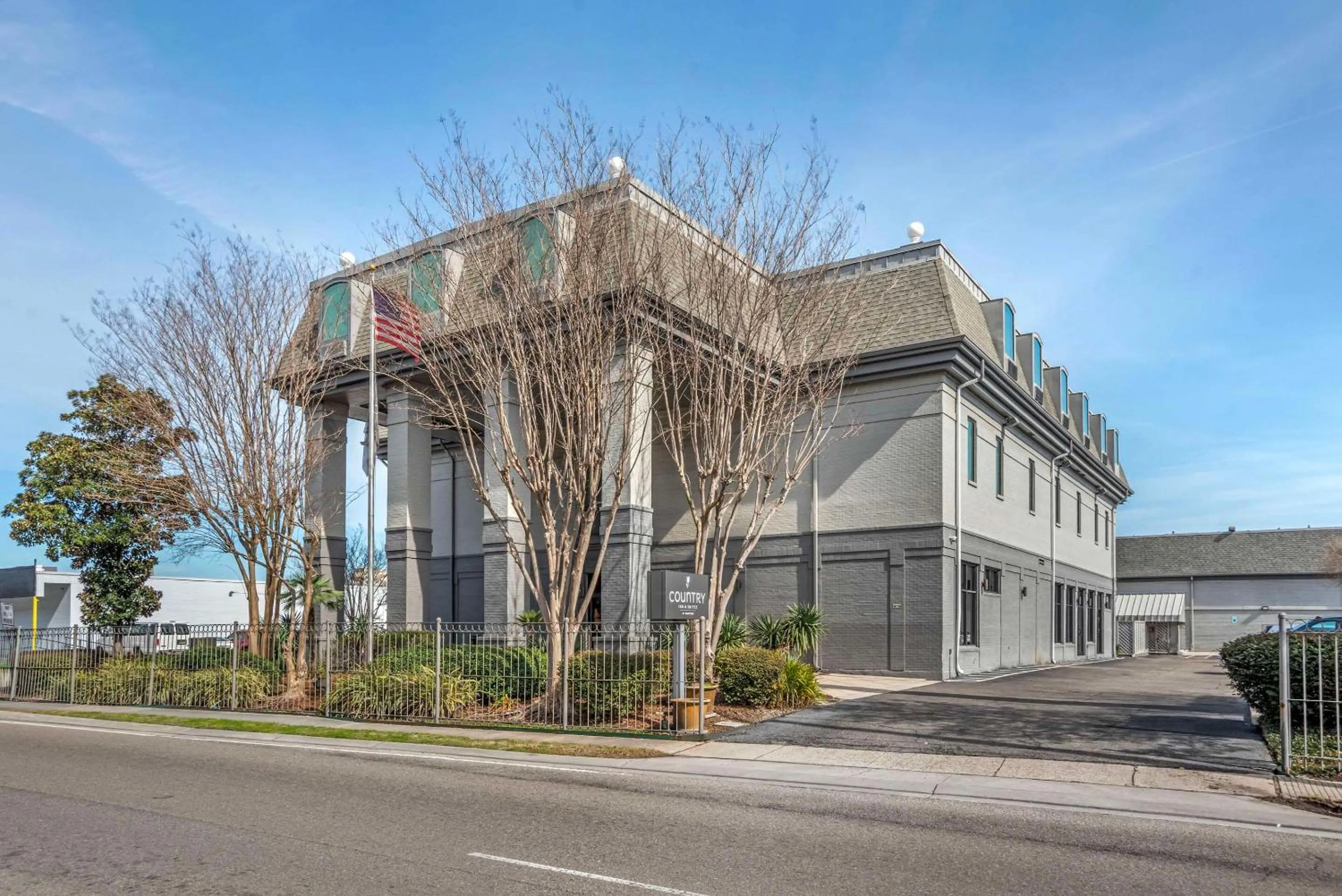 Property building in Country Inn & Suites by Radisson, Metairie New Orleans , LA