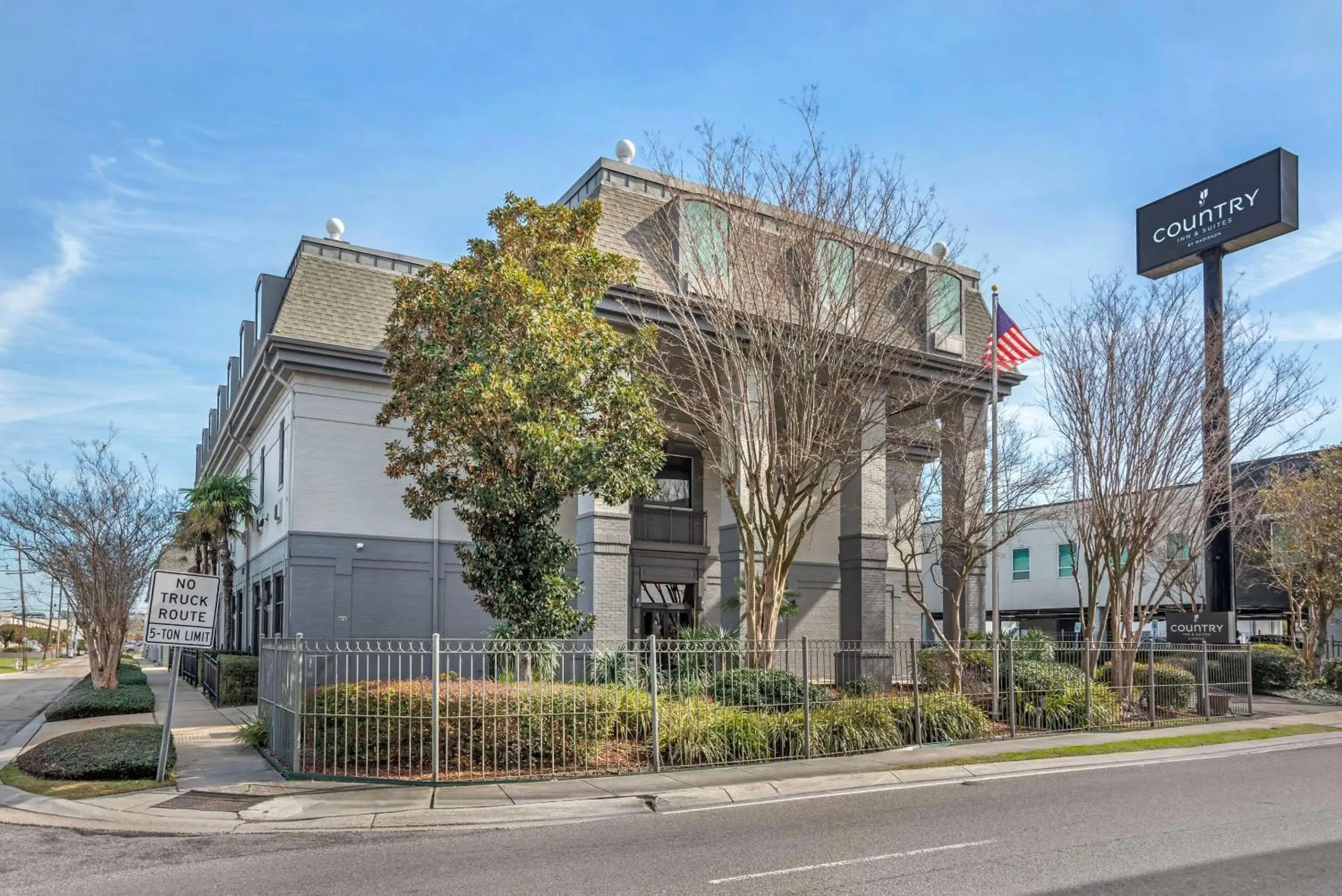 Country Inn & Suites by Radisson, Metairie New Orleans , LA Country Inn & Suites by Radisson, Metairie New Orleans , LA