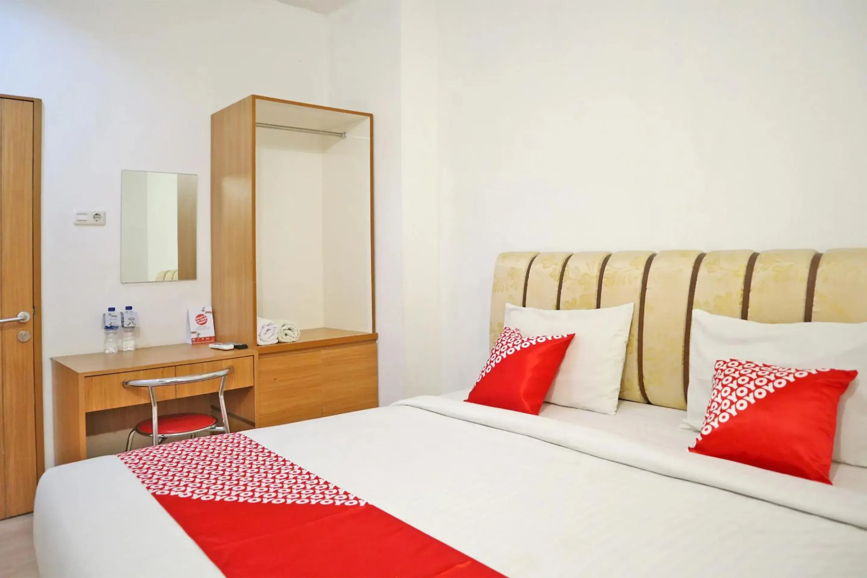 Bedroom, Bed in Hotel O M Authentic Kost Man Bedroom, Bed in Hotel O M Authentic Kost Man