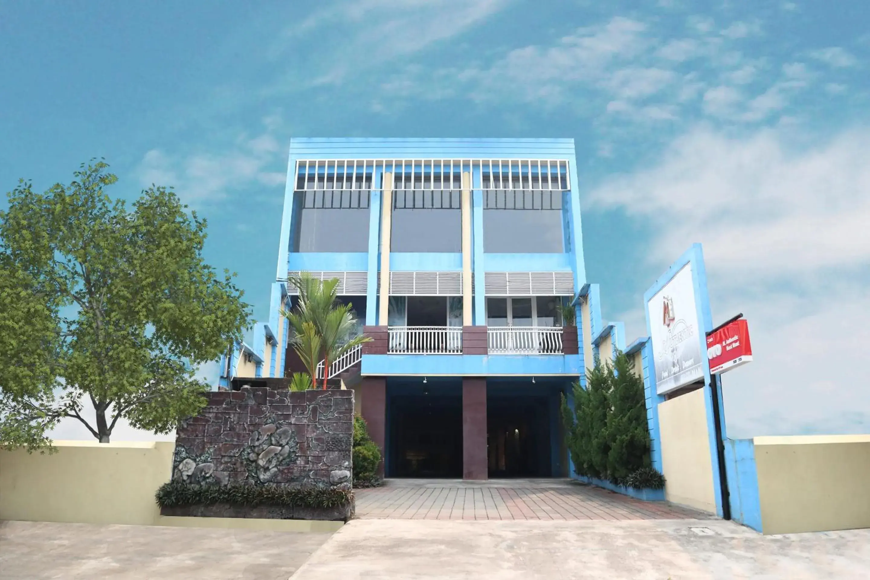 Facade/entrance in Hotel O M Authentic Kost Man Facade/entrance in Hotel O M Authentic Kost Man