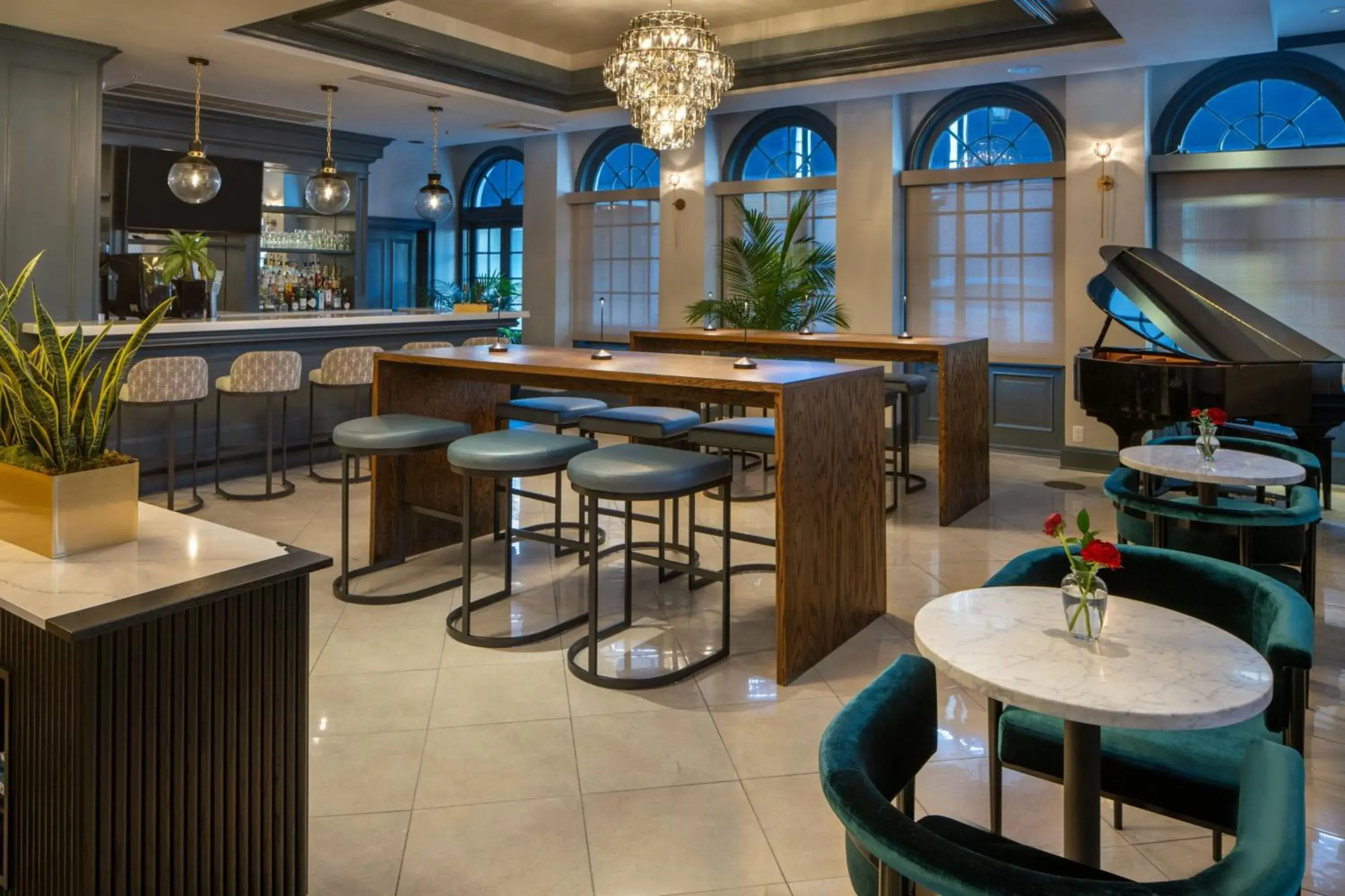 Restaurant/places to eat in Four Points by Sheraton French Quarter Restaurant/places to eat in Four Points by Sheraton French Quarter