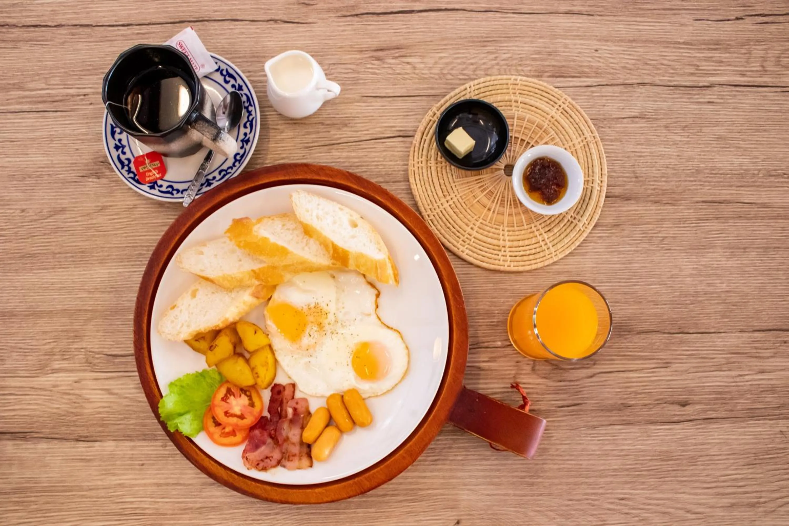 Breakfast in Luang Prabang Museum Inn & Travel