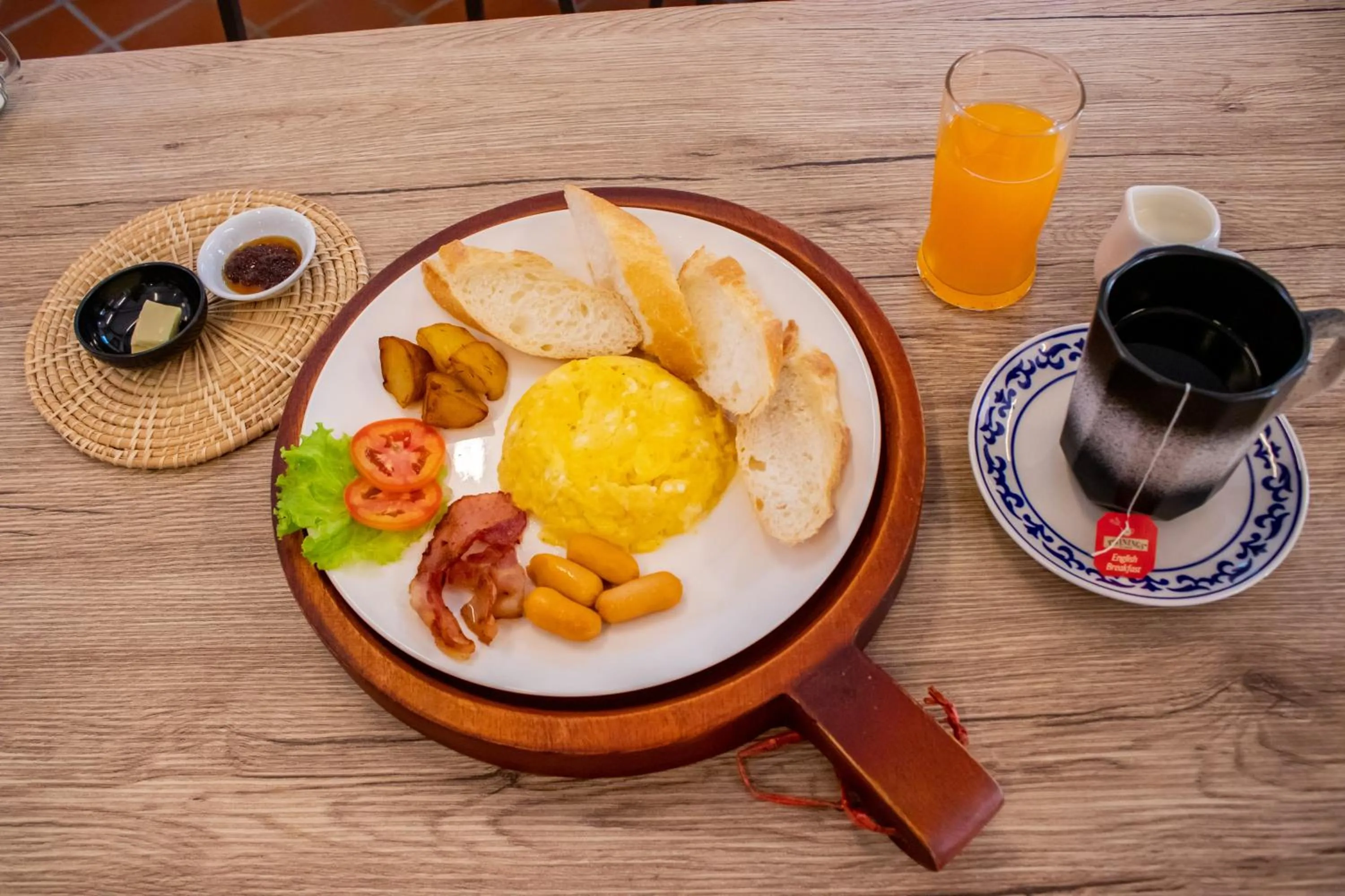 Breakfast in Luang Prabang Museum Inn & Travel
