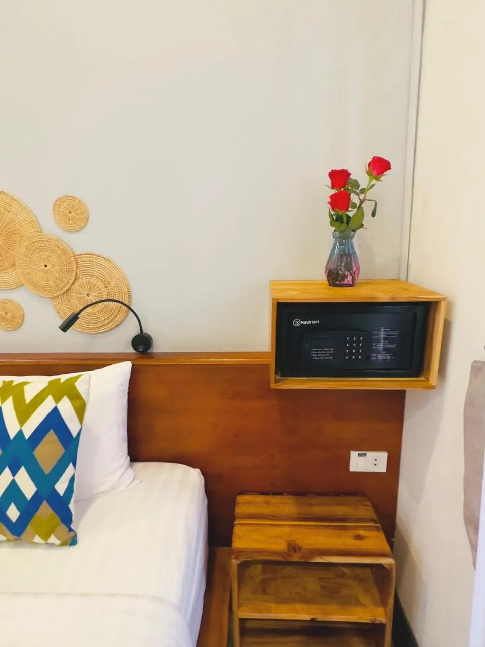 safe, Bed in Luang Prabang Museum Inn & Travel