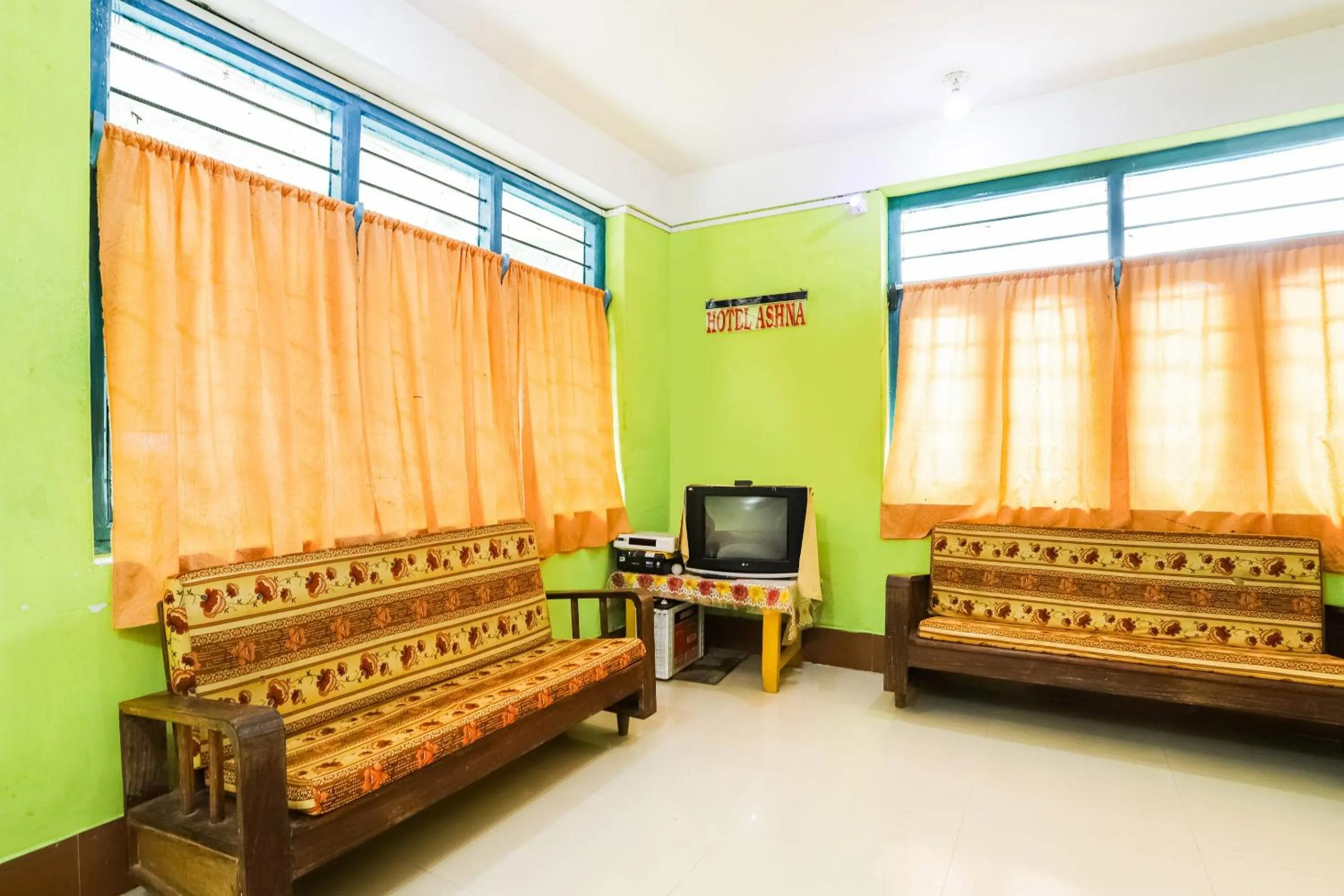 Bedroom in Hotel O Aashna