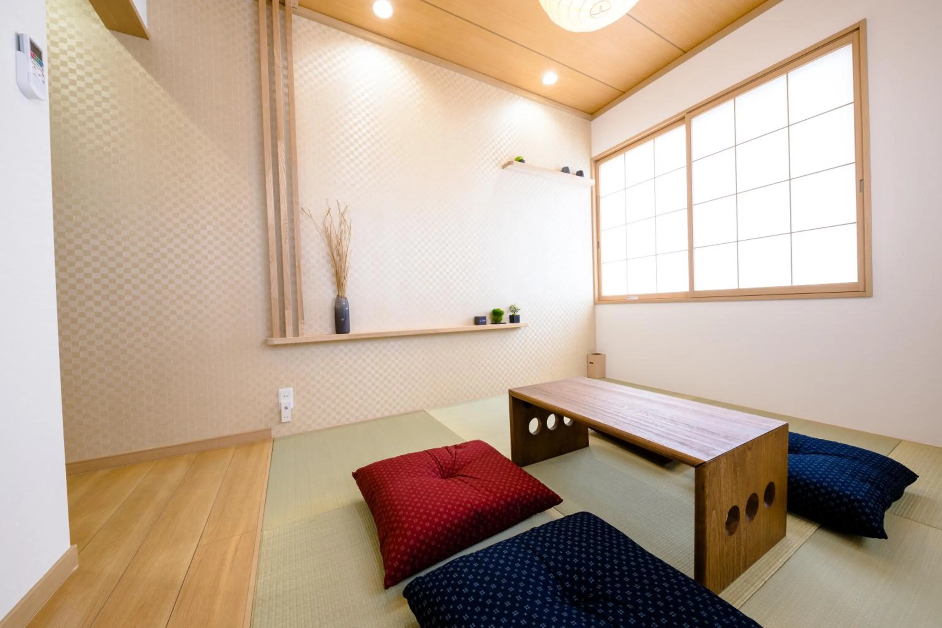 Photo of the whole room, Bed in FUJI-AKATSUKI Kuu