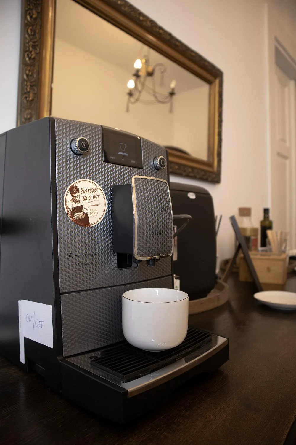 Coffee/tea facilities in Oak Tree Old Town Apartments