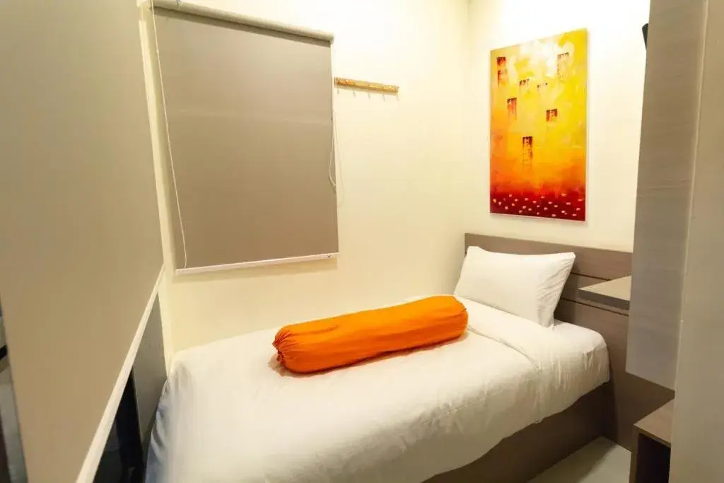 Bed in Front One Residence Syariah Mampang Bed in Front One Residence Syariah Mampang