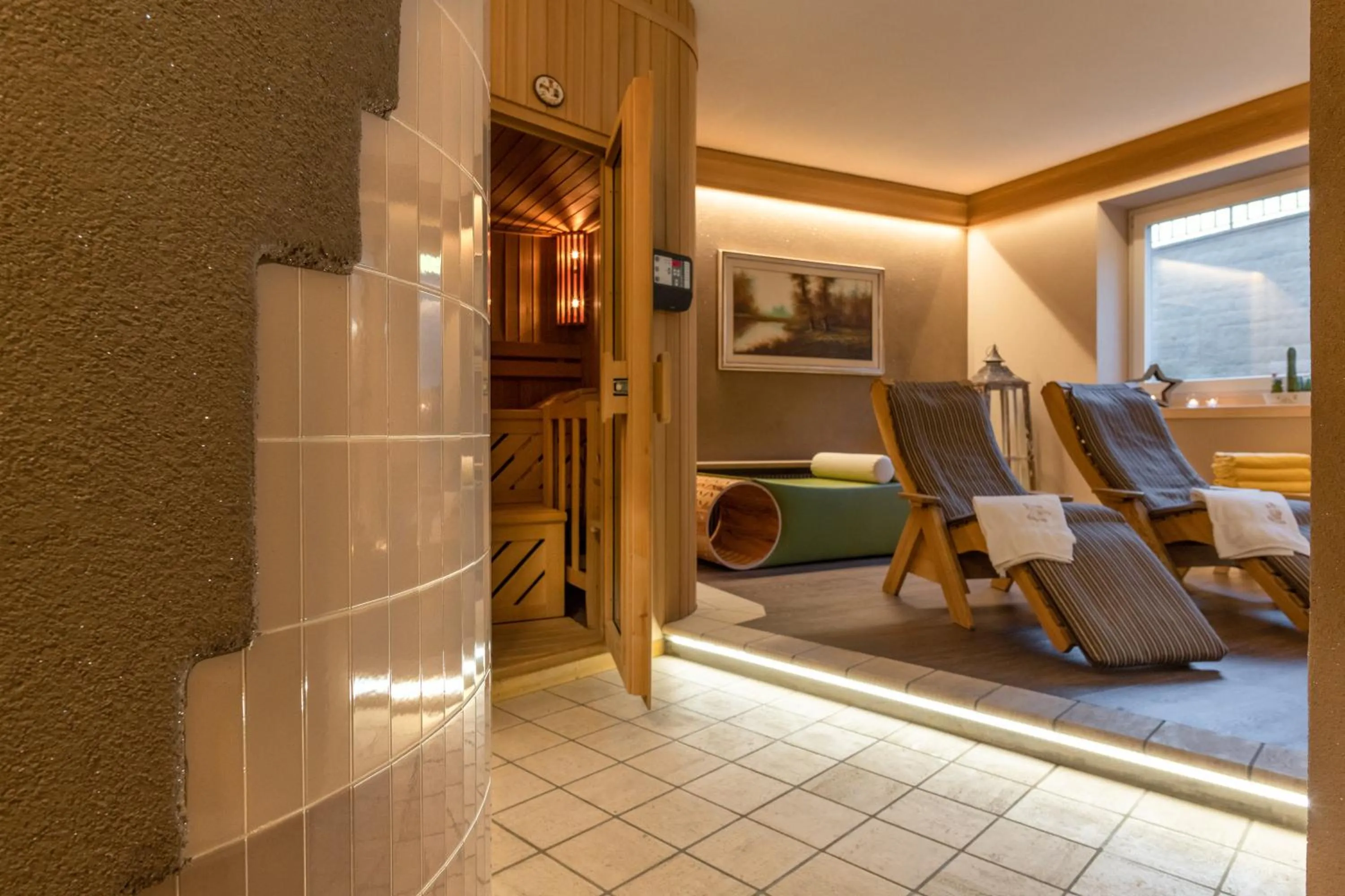 Spa and wellness centre/facilities in Albergo Contrin