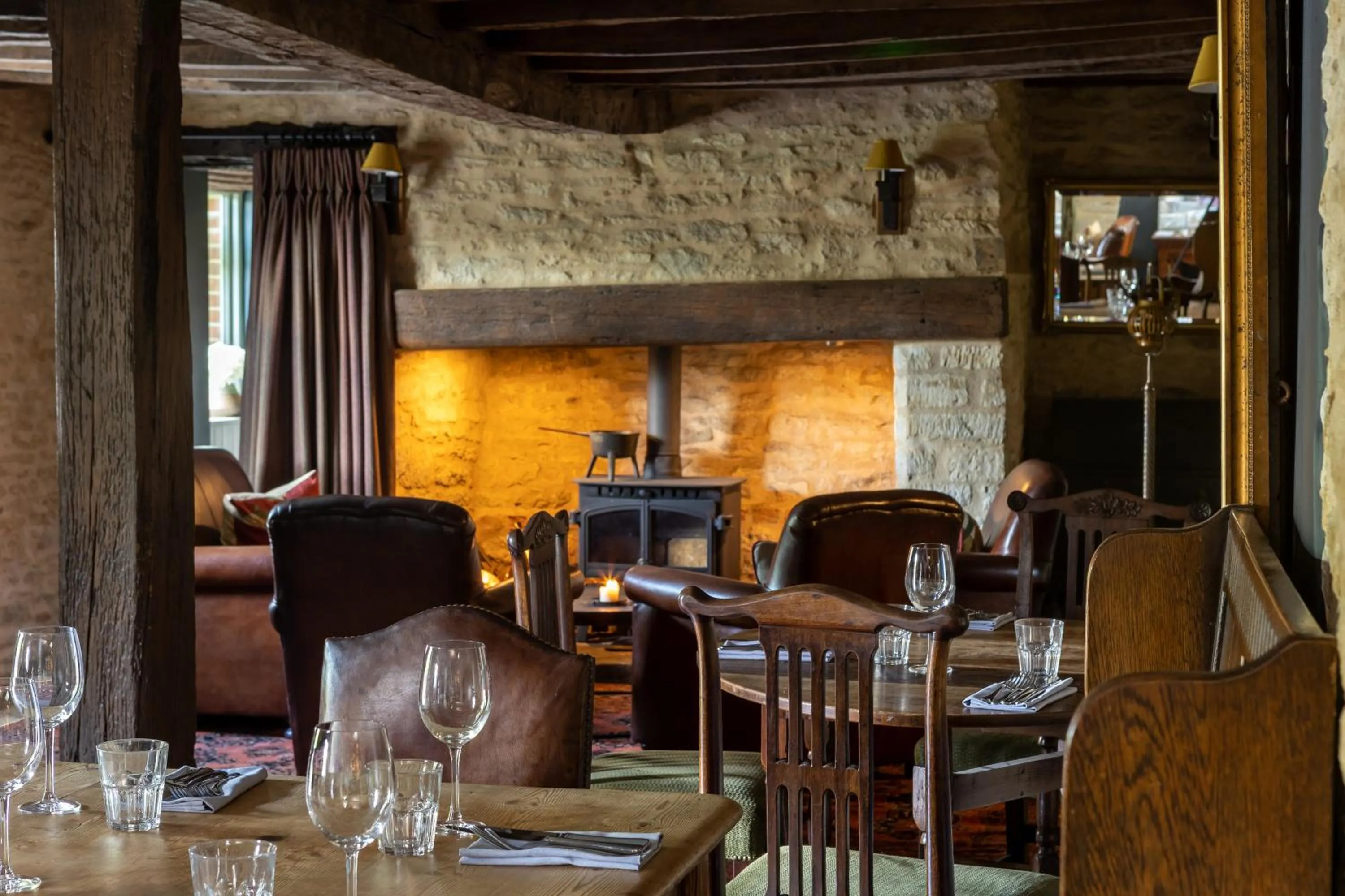 Restaurant/places to eat in The Harcourt Arms