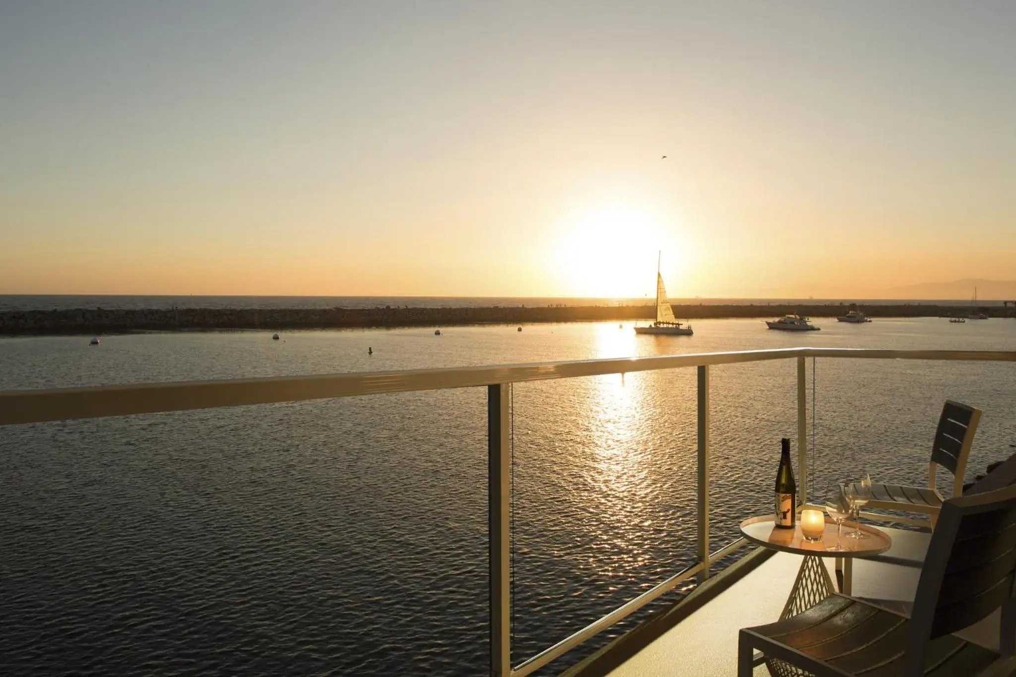 Balcony/Terrace, Sunrise/Sunset in The Portofino Hotel & Marina