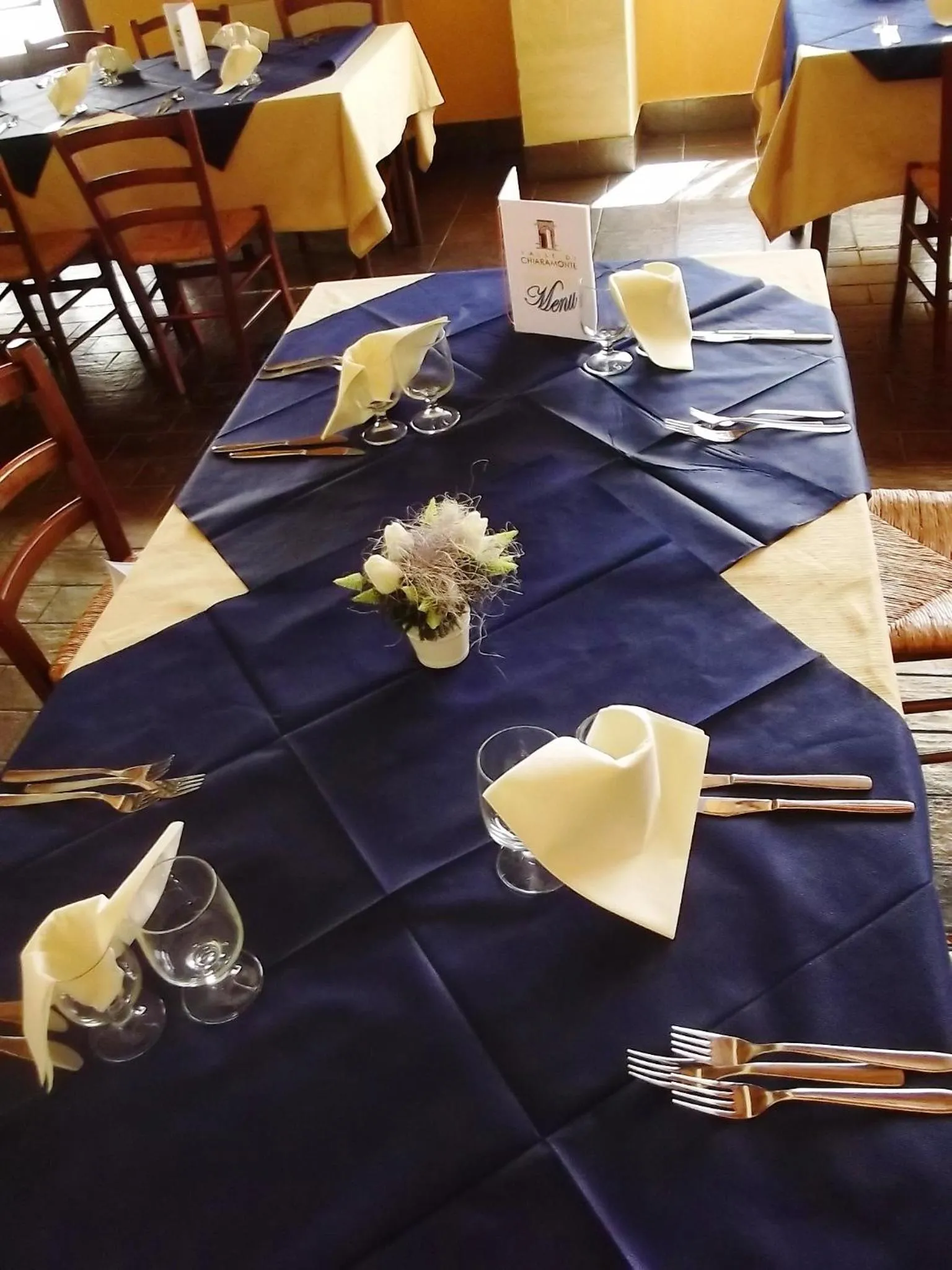 Restaurant/places to eat in Agriturismo Valle di Chiaramonte