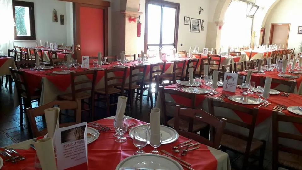 Restaurant/places to eat in Agriturismo Valle di Chiaramonte