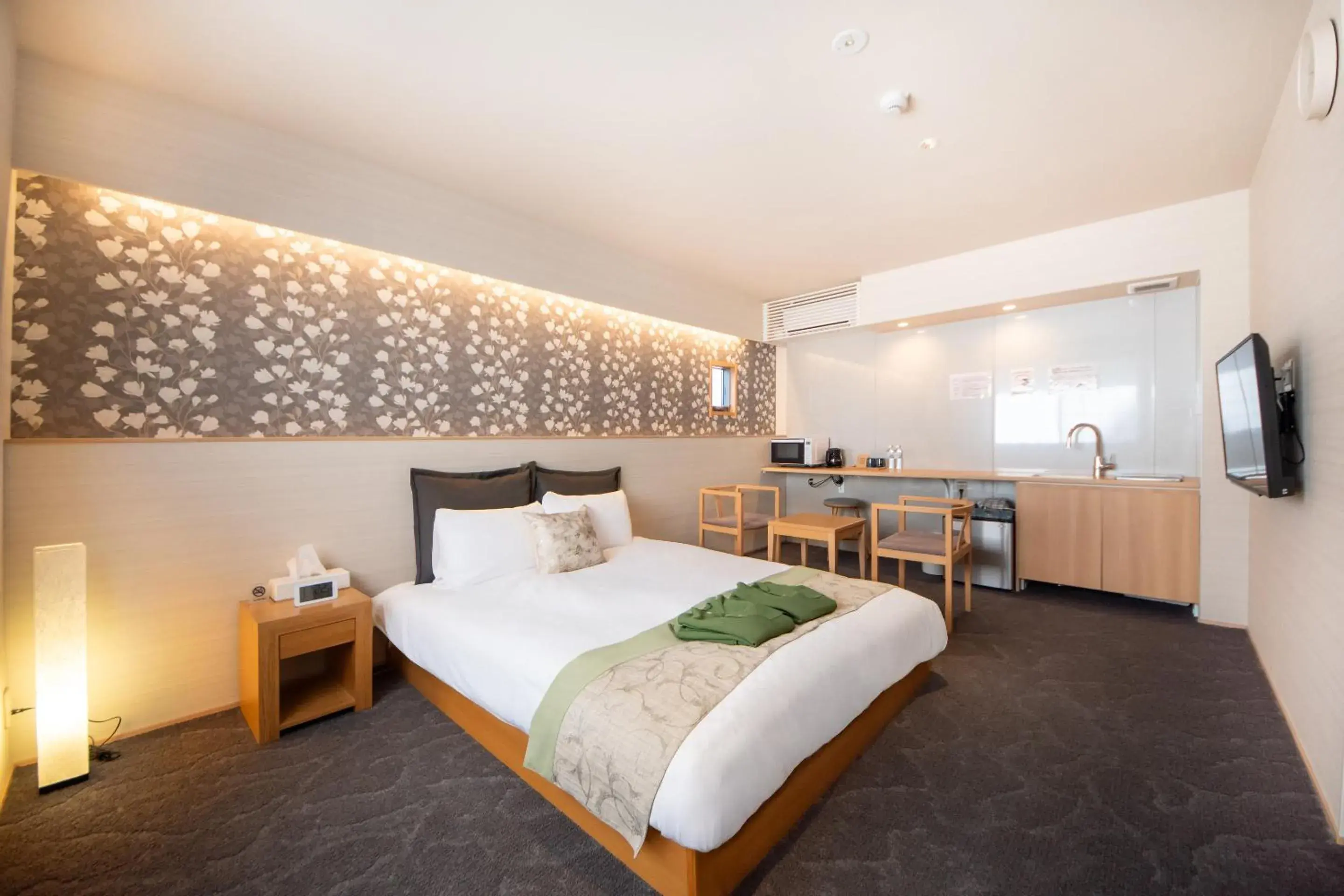 Double Room - single occupancy - Non-Smoking in Hotel Naranohamori Double Room - single occupancy - Non-Smoking in Hotel Naranohamori