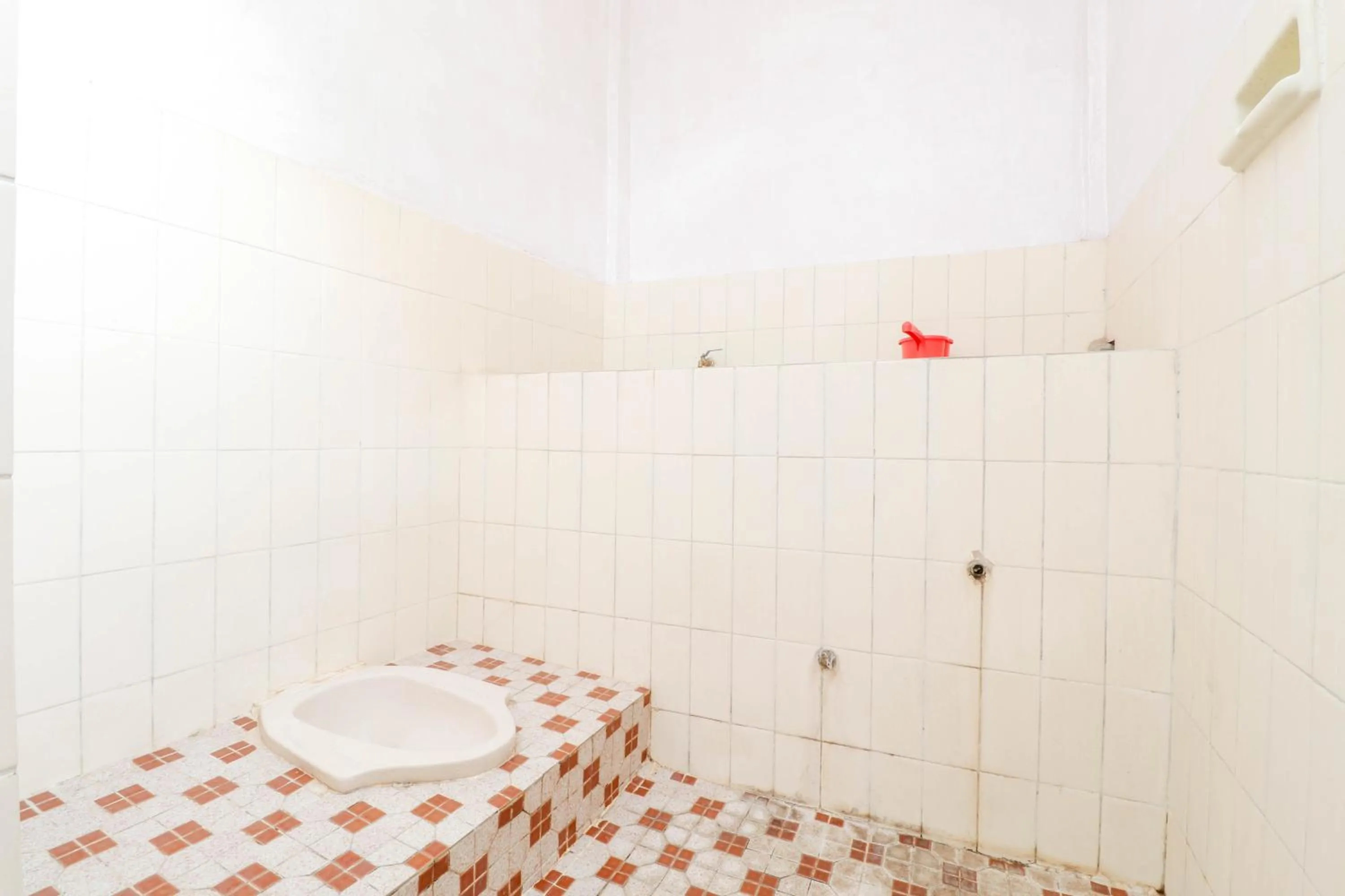 Bathroom in Penginapan Sedyo Rahayu