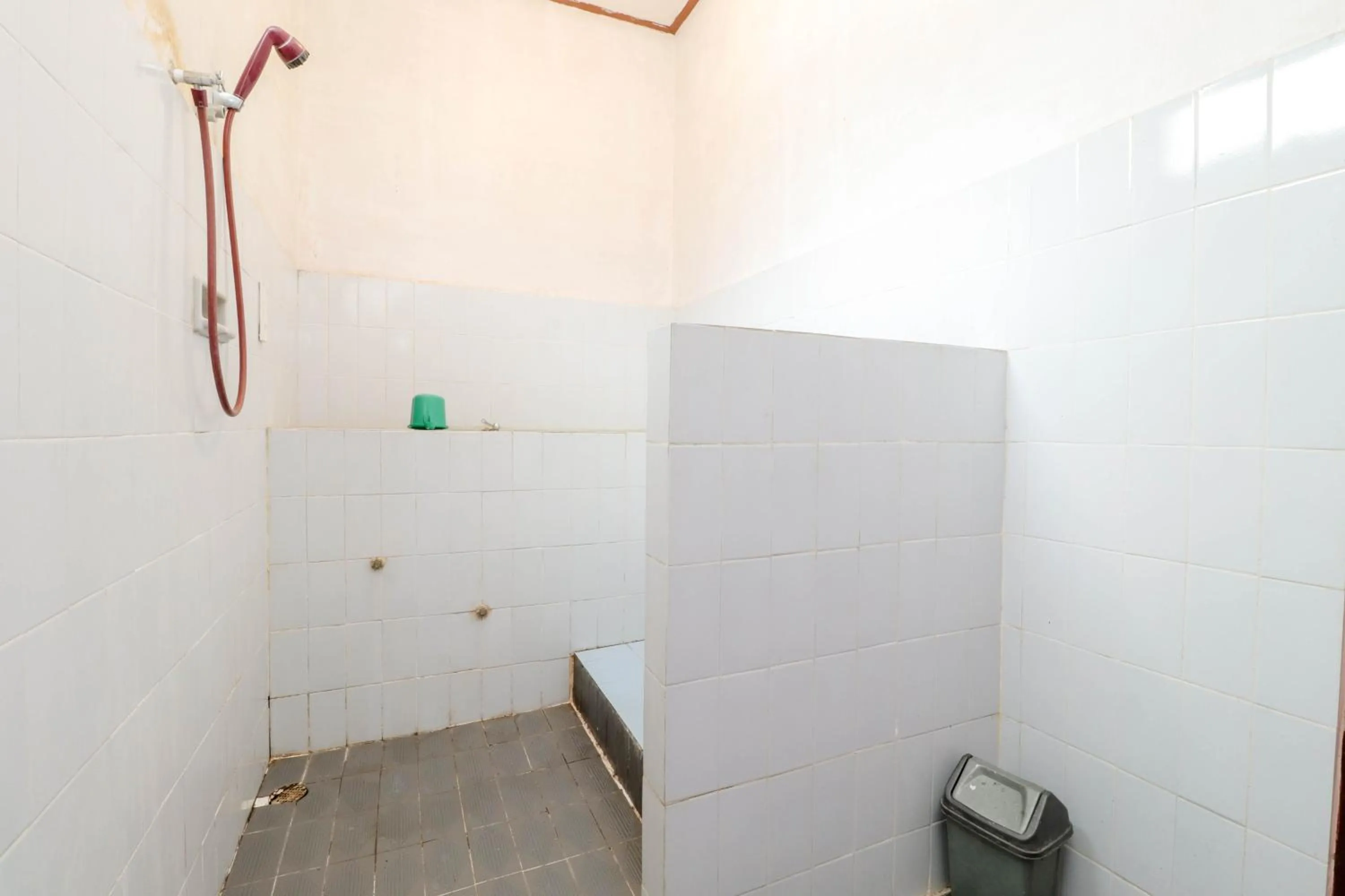 Bathroom in Penginapan Sedyo Rahayu