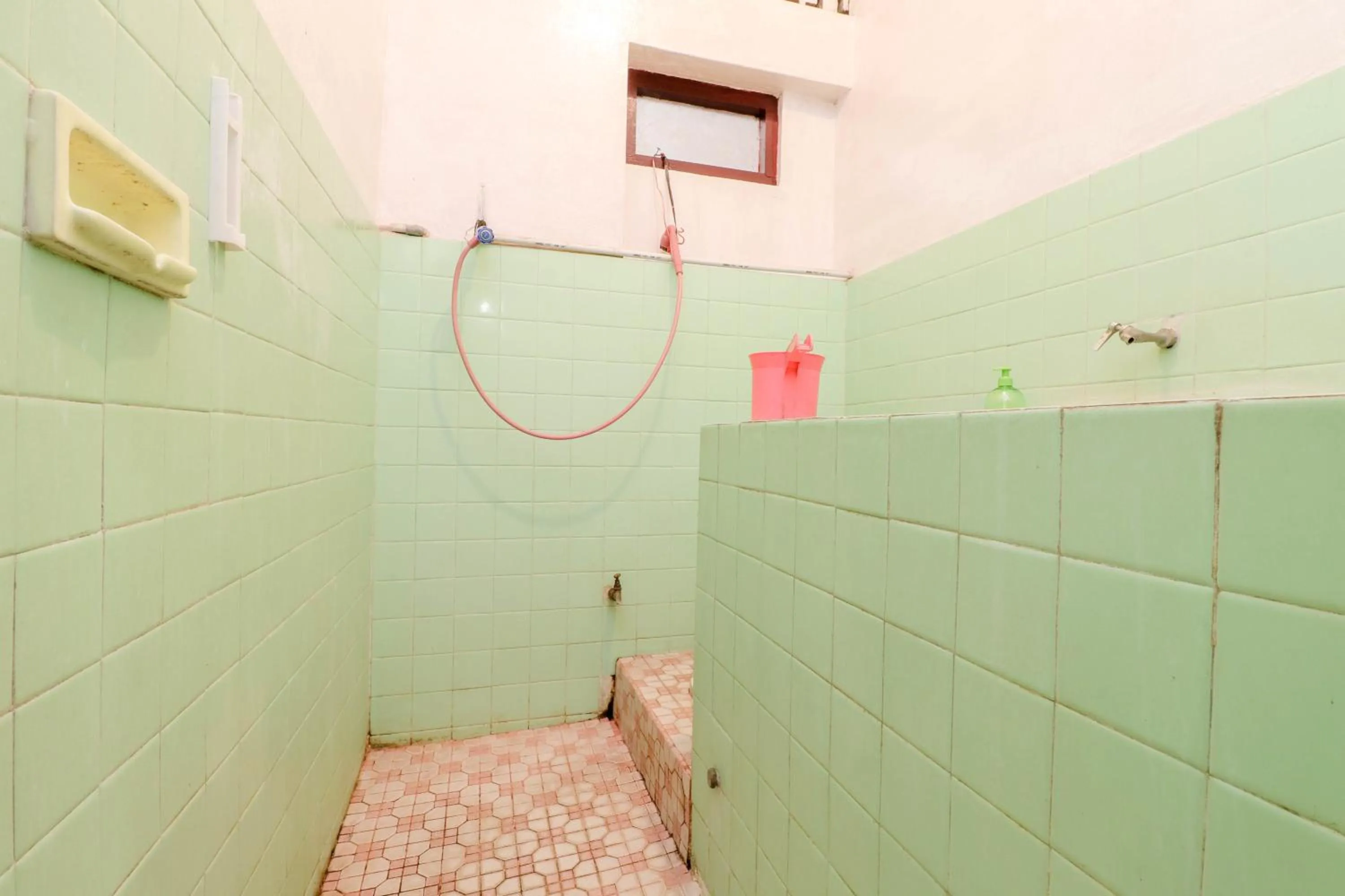 Bathroom in Penginapan Sedyo Rahayu