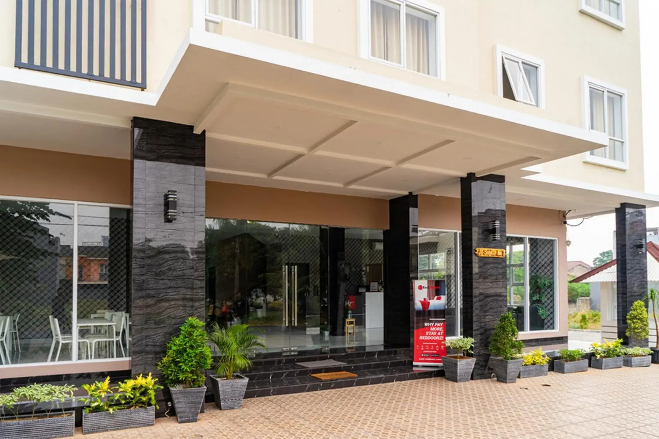 Facade/entrance in RedDoorz Plus near Teras Kota 3 Facade/entrance in RedDoorz Plus near Teras Kota 3