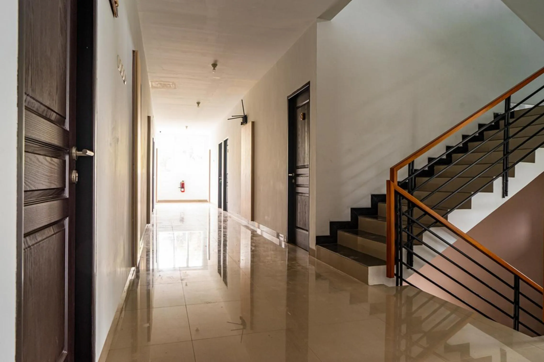 Area and facilities in RedDoorz Plus near Teras Kota 3