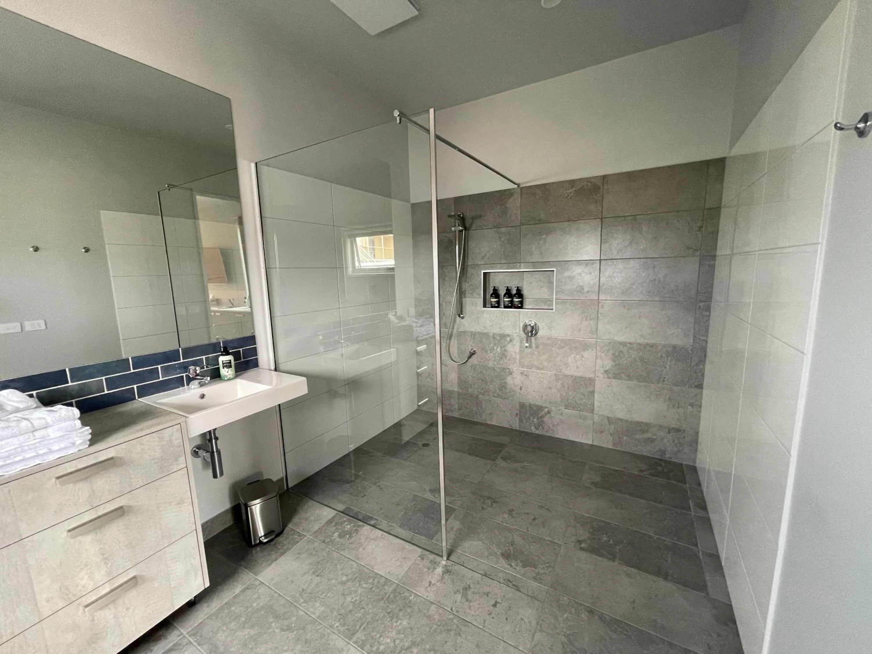 Bathroom in Boat Harbour Jetty B&B