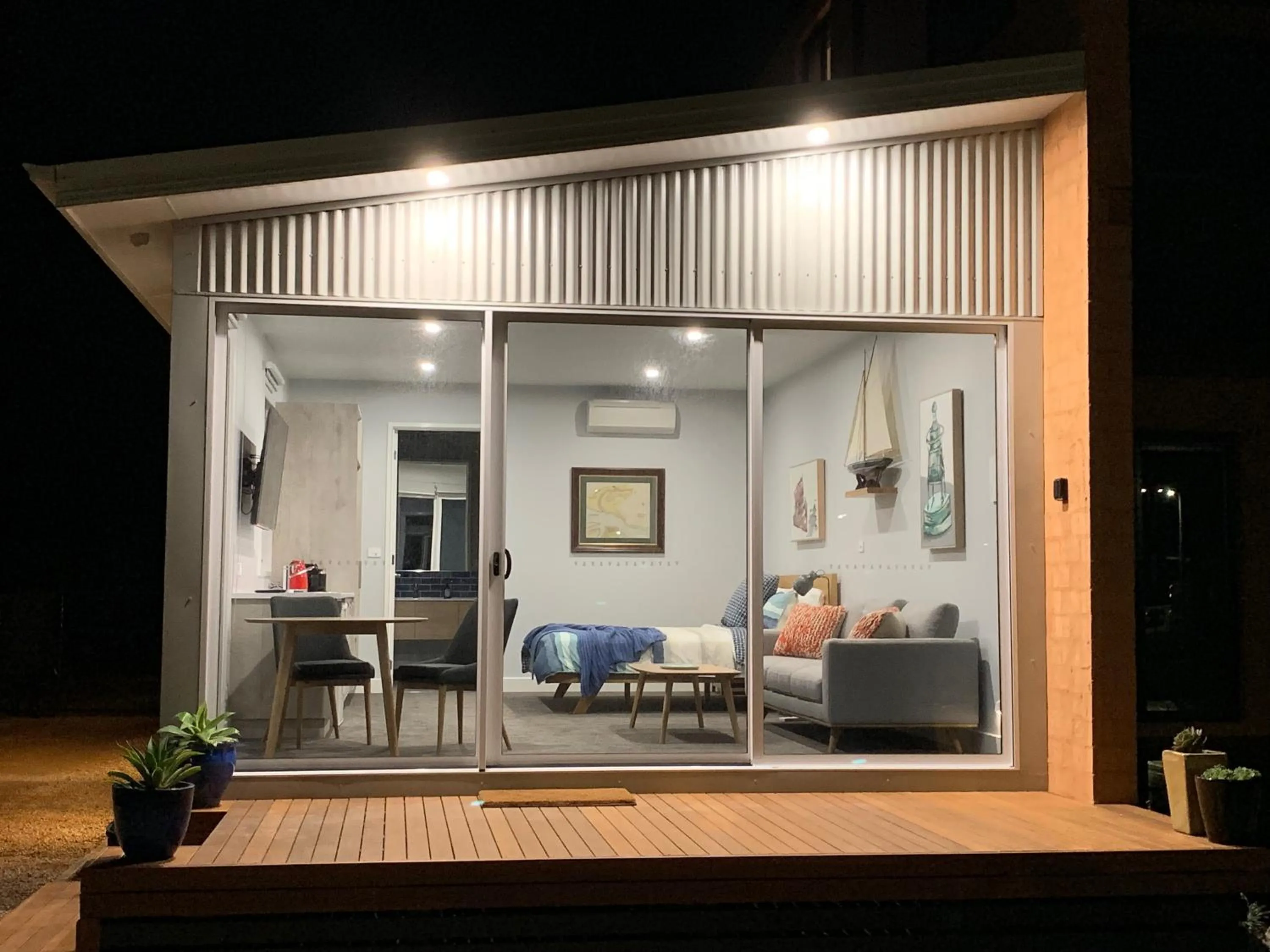 Facade/entrance in Boat Harbour Jetty B&B