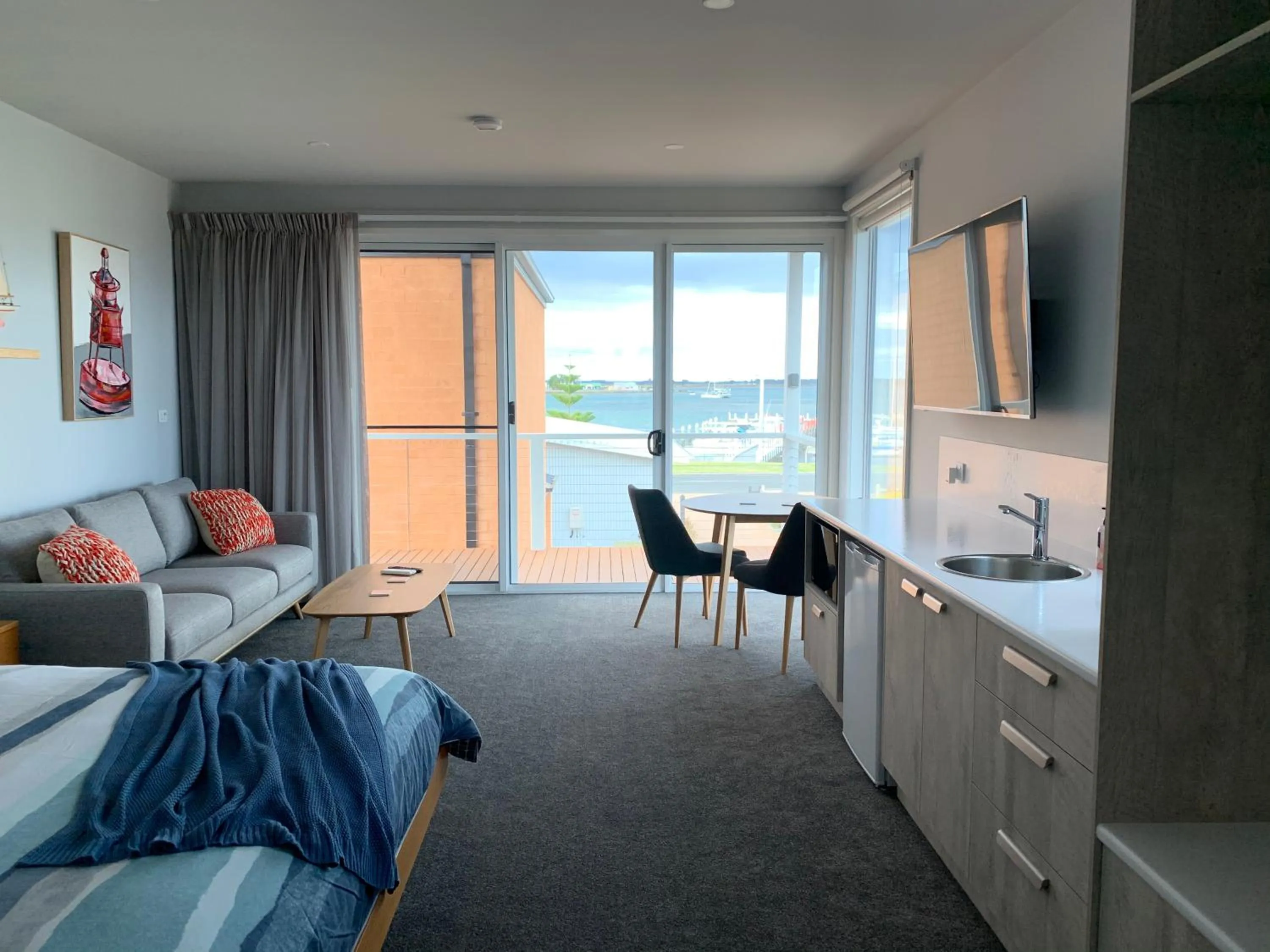 Balcony/Terrace, Bed in Boat Harbour Jetty B&B