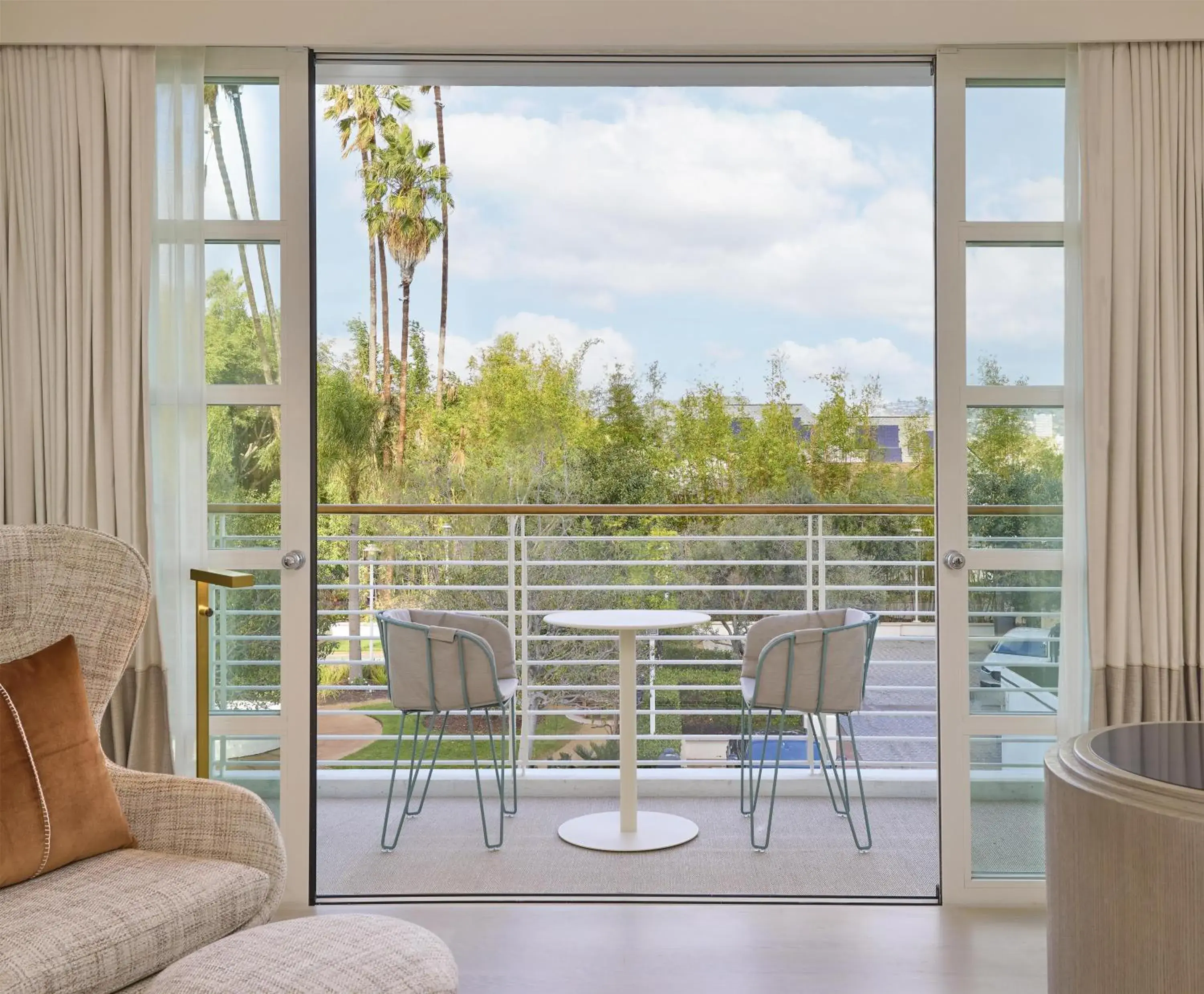 View (from property/room) in Cameo Beverly Hills, LXR Hotels & Resorts View (from property/room) in Cameo Beverly Hills, LXR Hotels & Resorts