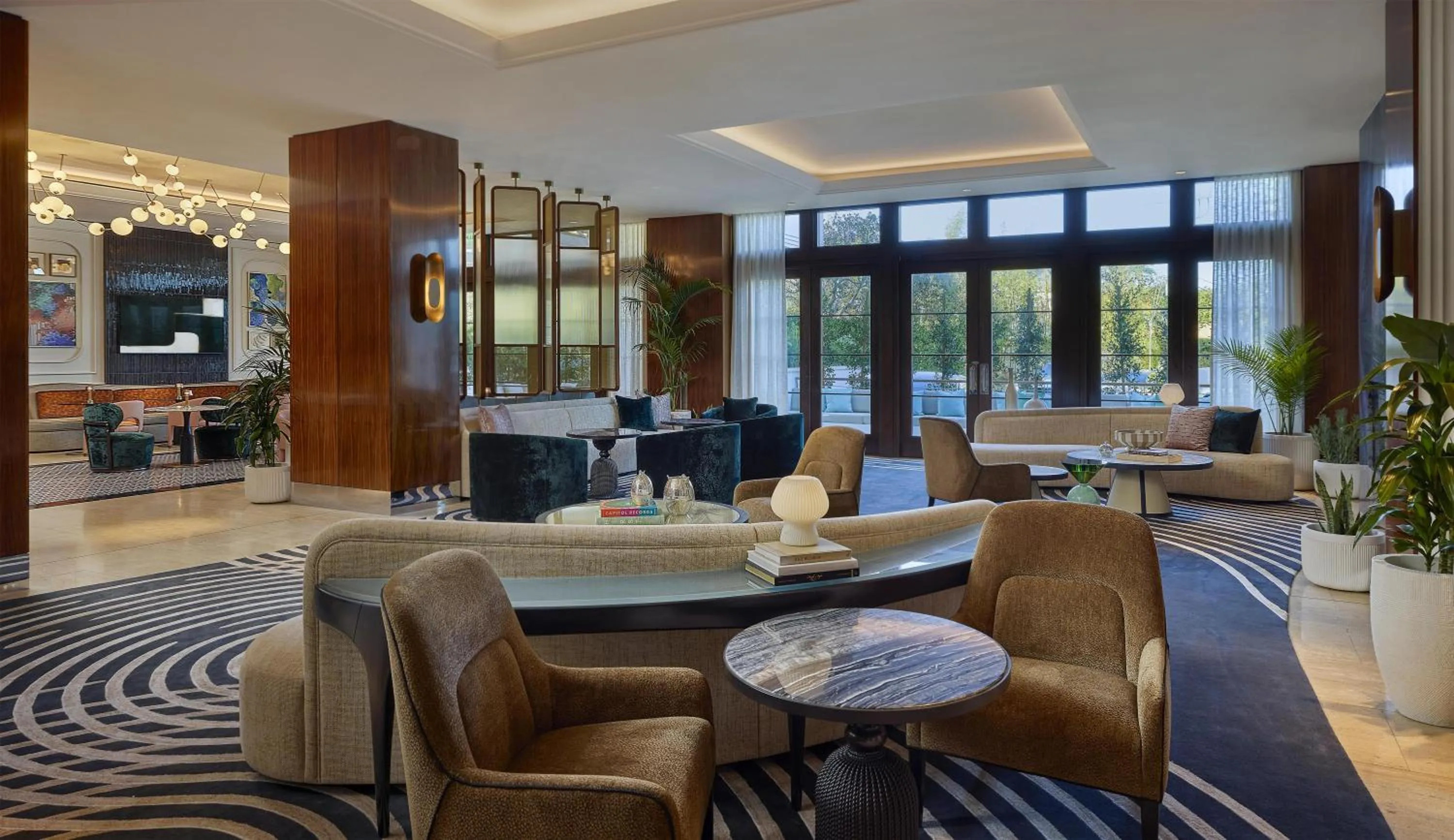 Meeting/conference room in Cameo Beverly Hills, LXR Hotels & Resorts